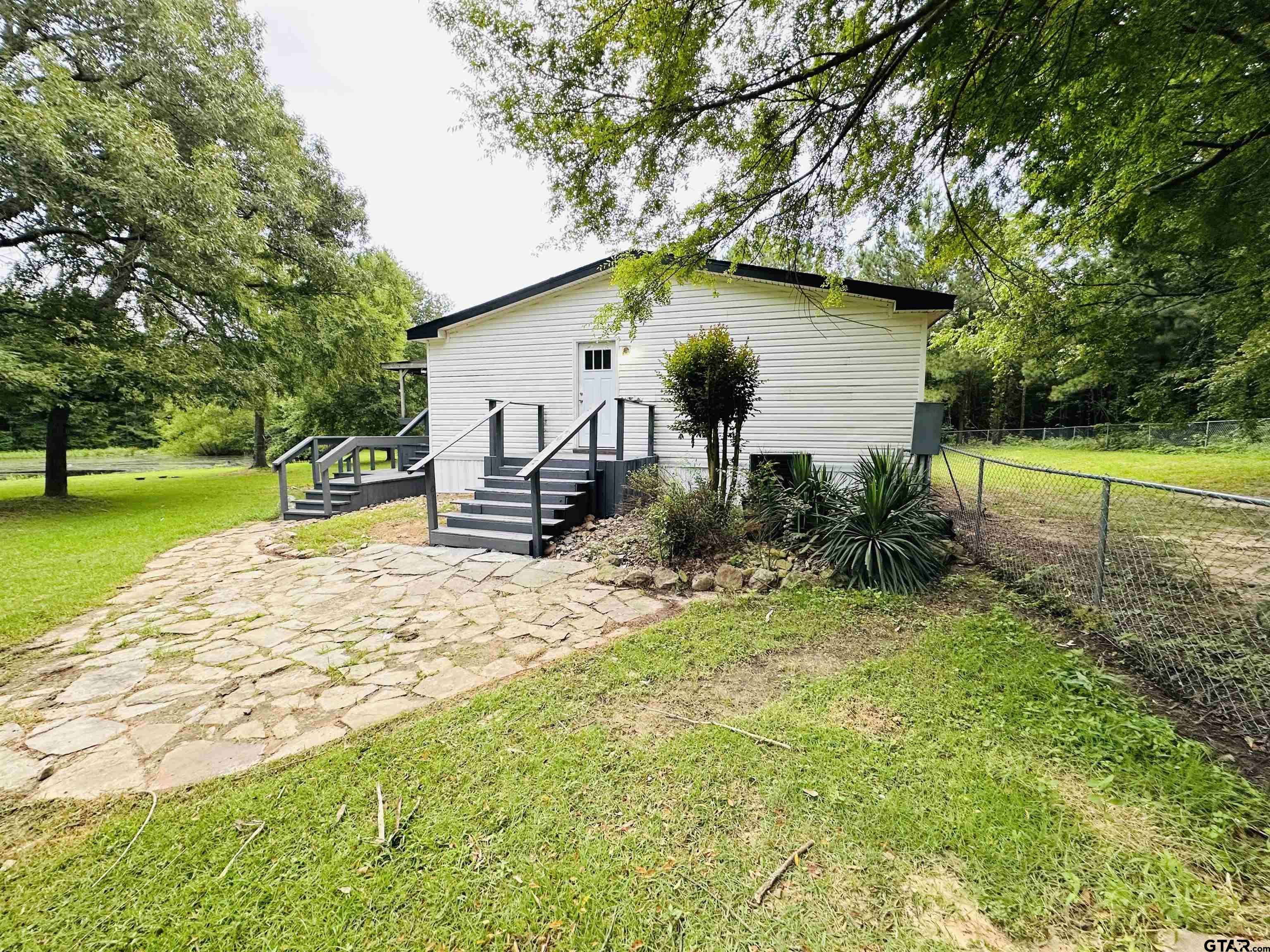 Winnsboro, TX 75494,820 CR 4700