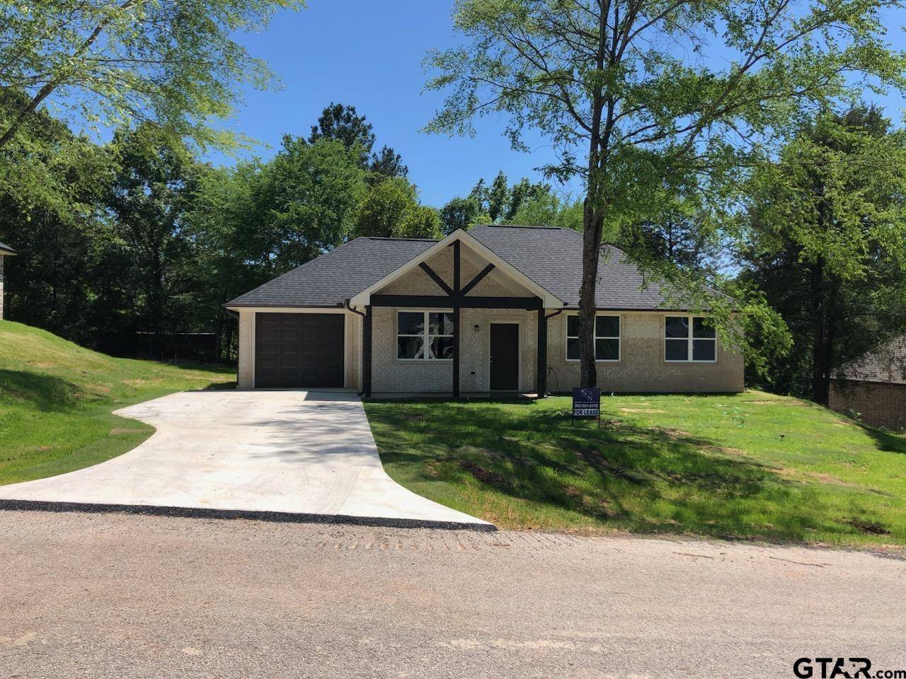 Arp, TX 75750,107 Stuart St.