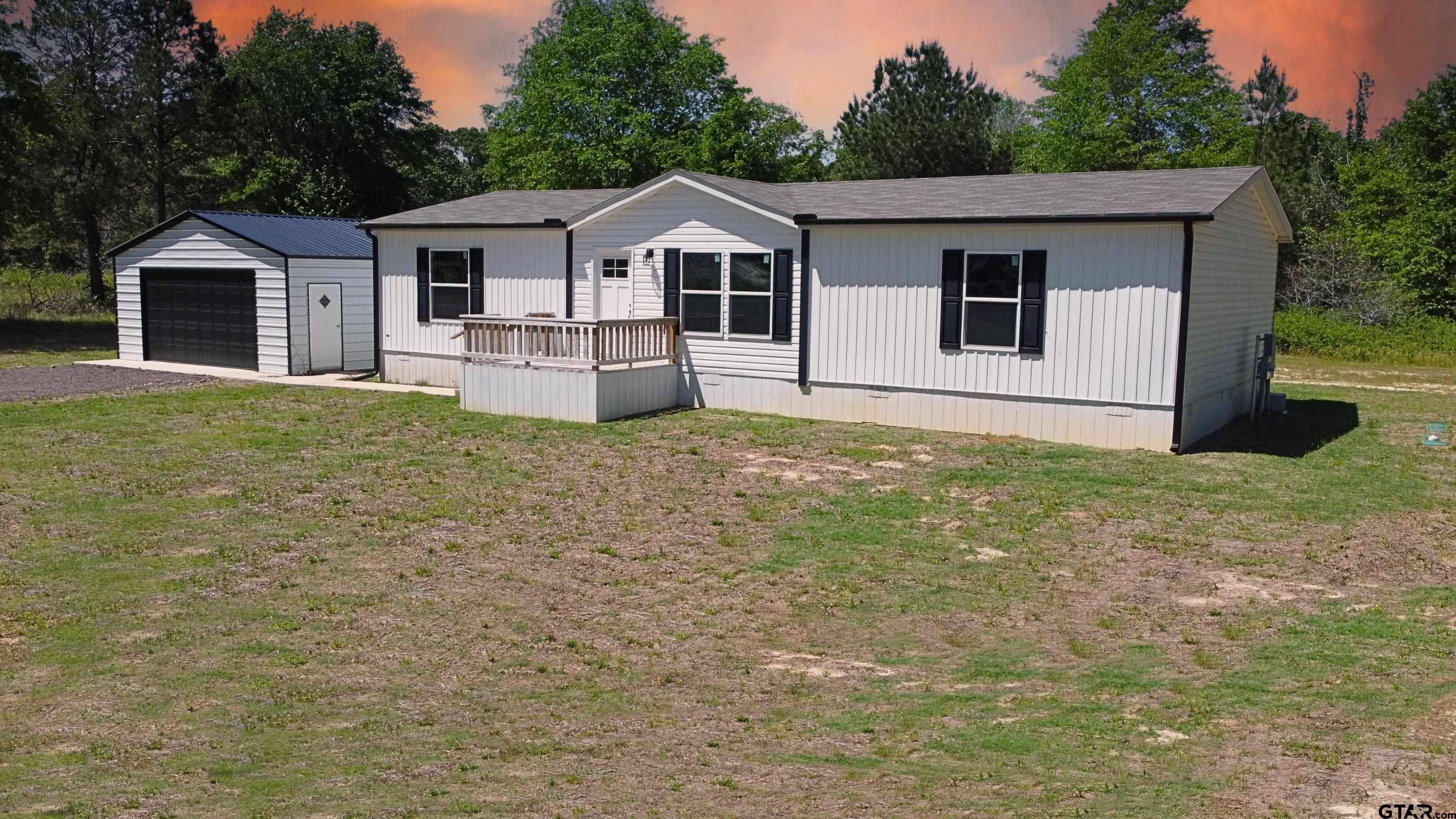 Henderson, TX 75654,5518 S CR 407