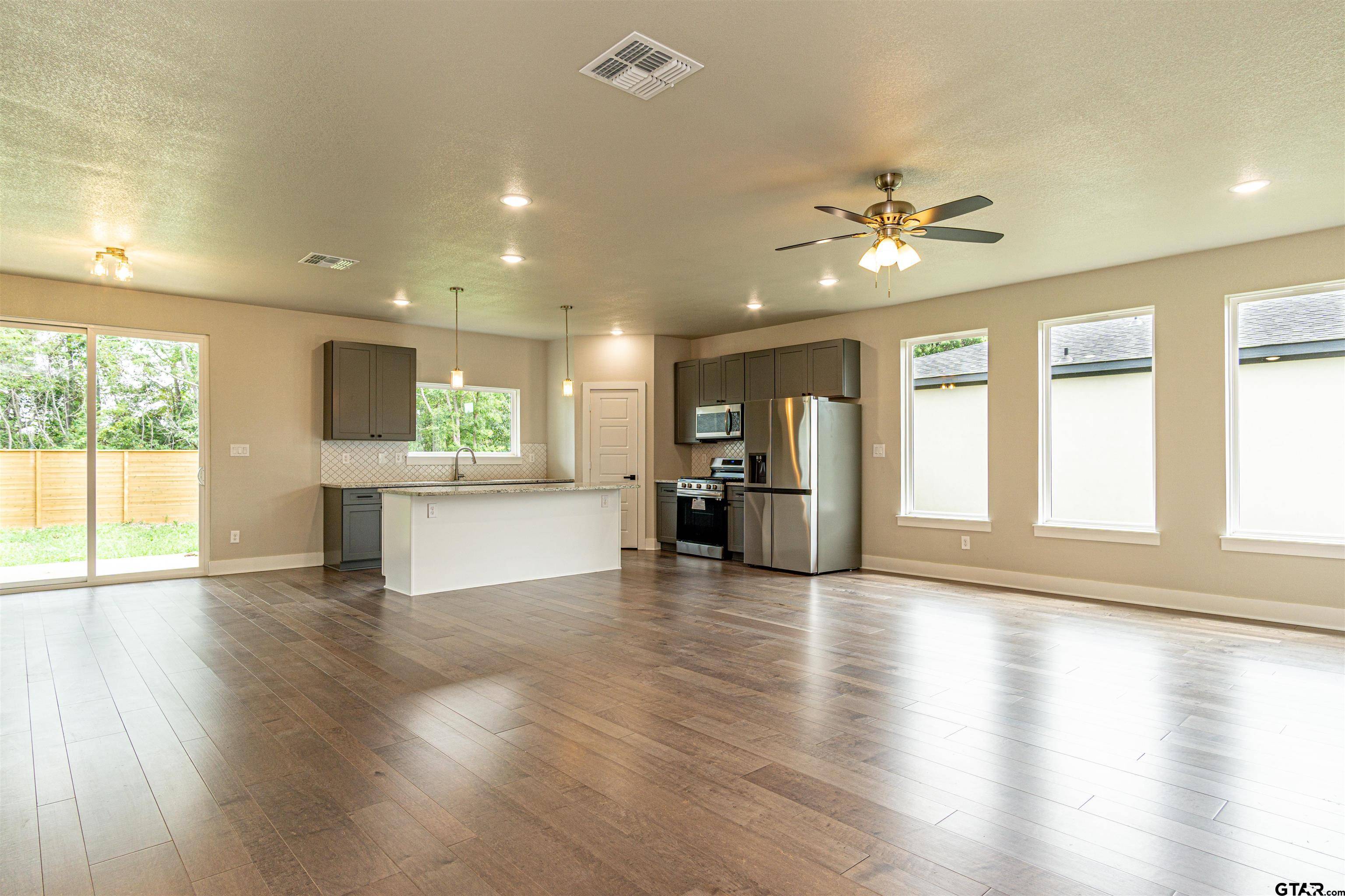 Lindale, TX 75771,15456 Anna Lane