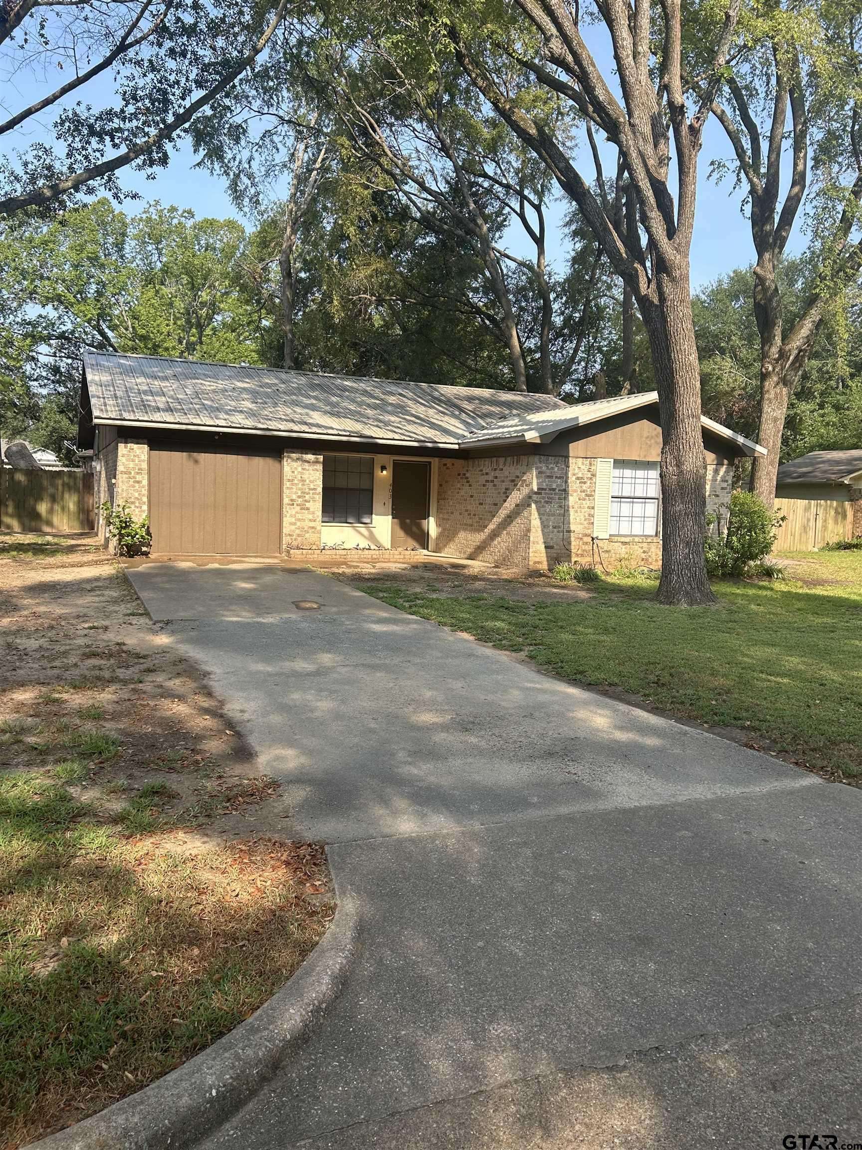 Whitehouse, TX 75791,403 N Rainbow Dr
