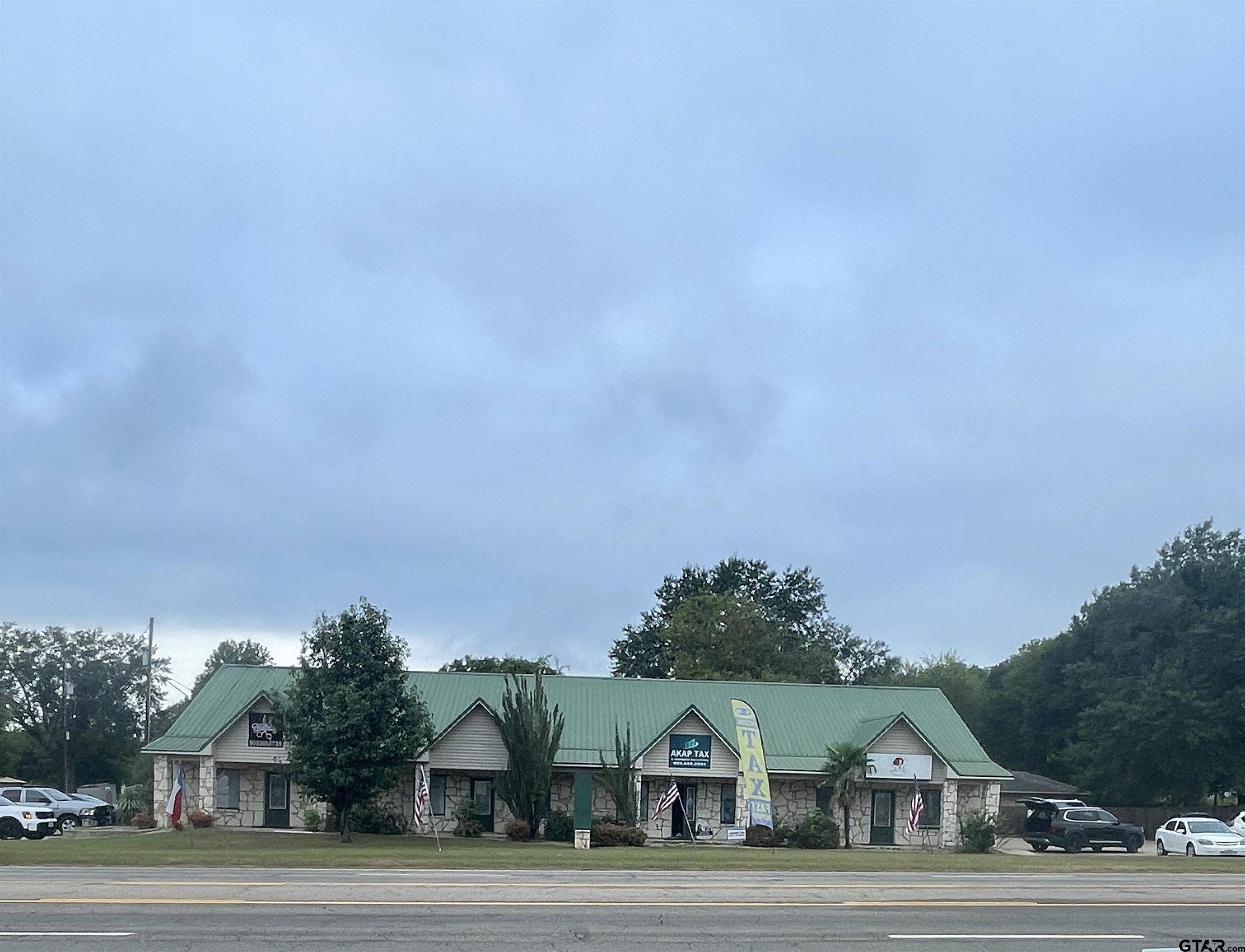 Pittsburg, TX 75686,506 N Greer Blvd