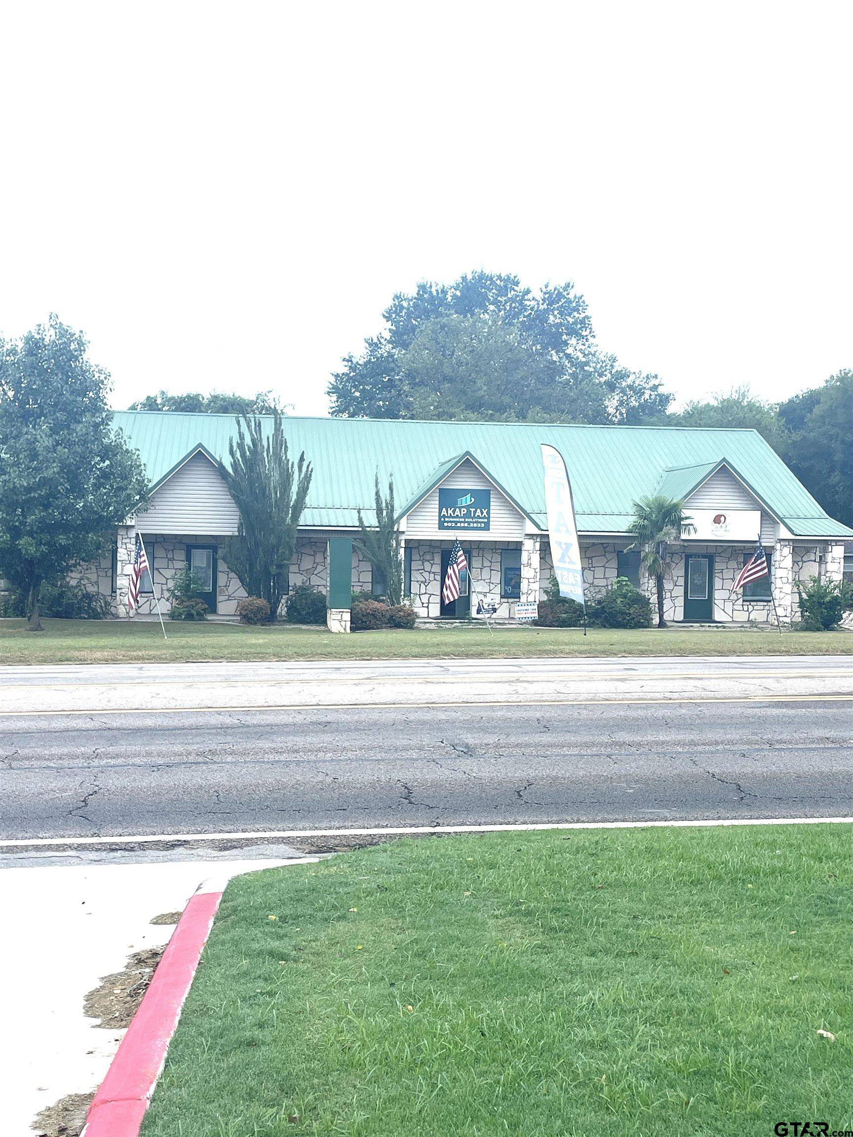 Pittsburg, TX 75686,506 N Greer Blvd