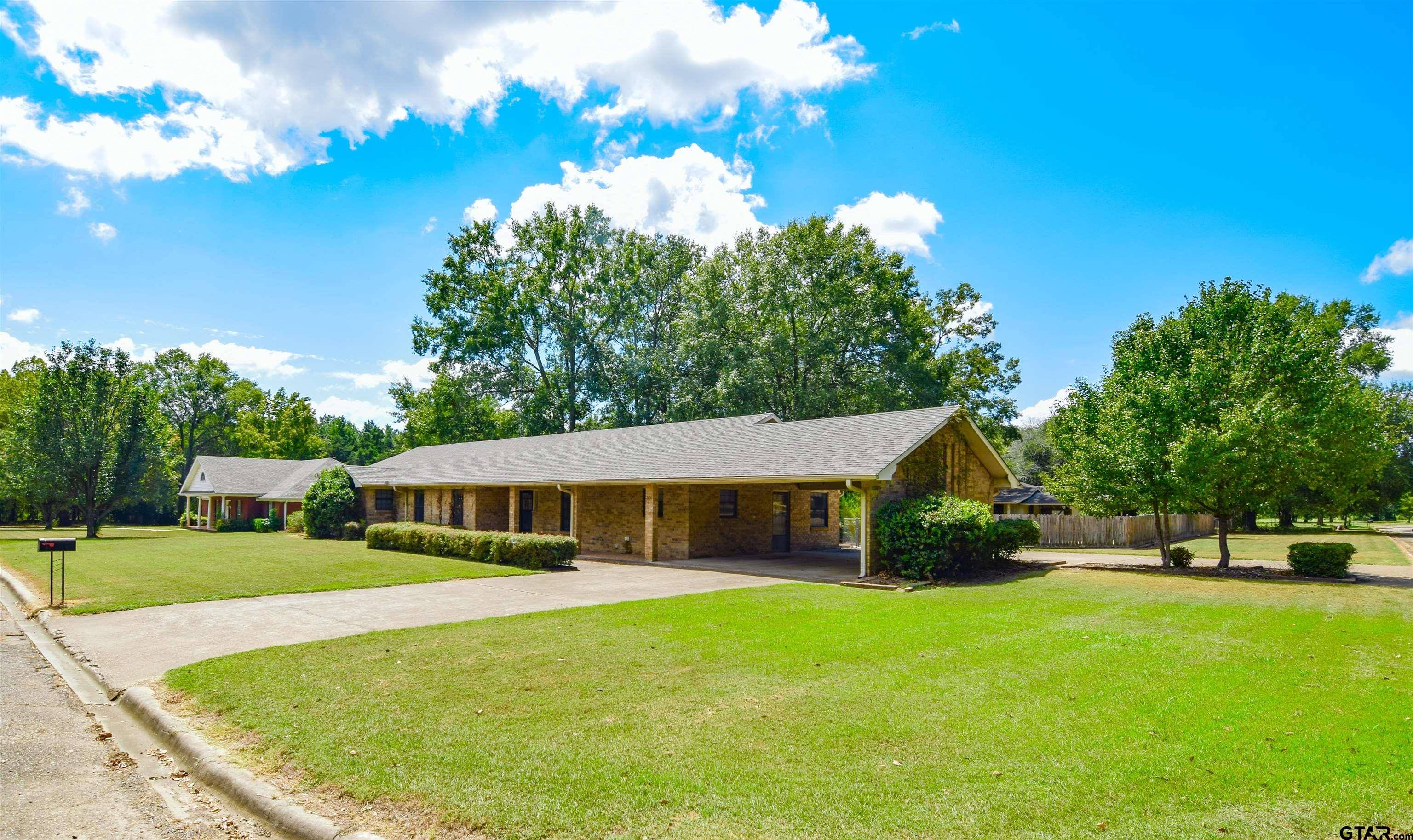 Naples, TX 75568,300 Westwood Pkwy.