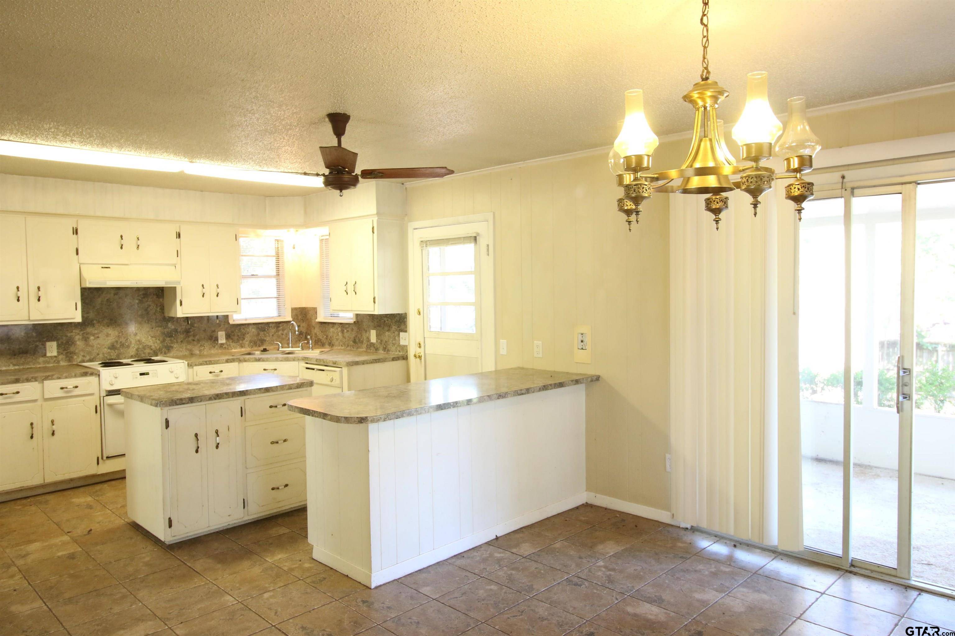 Hideaway, TX 75771,611 Northgate Rd.