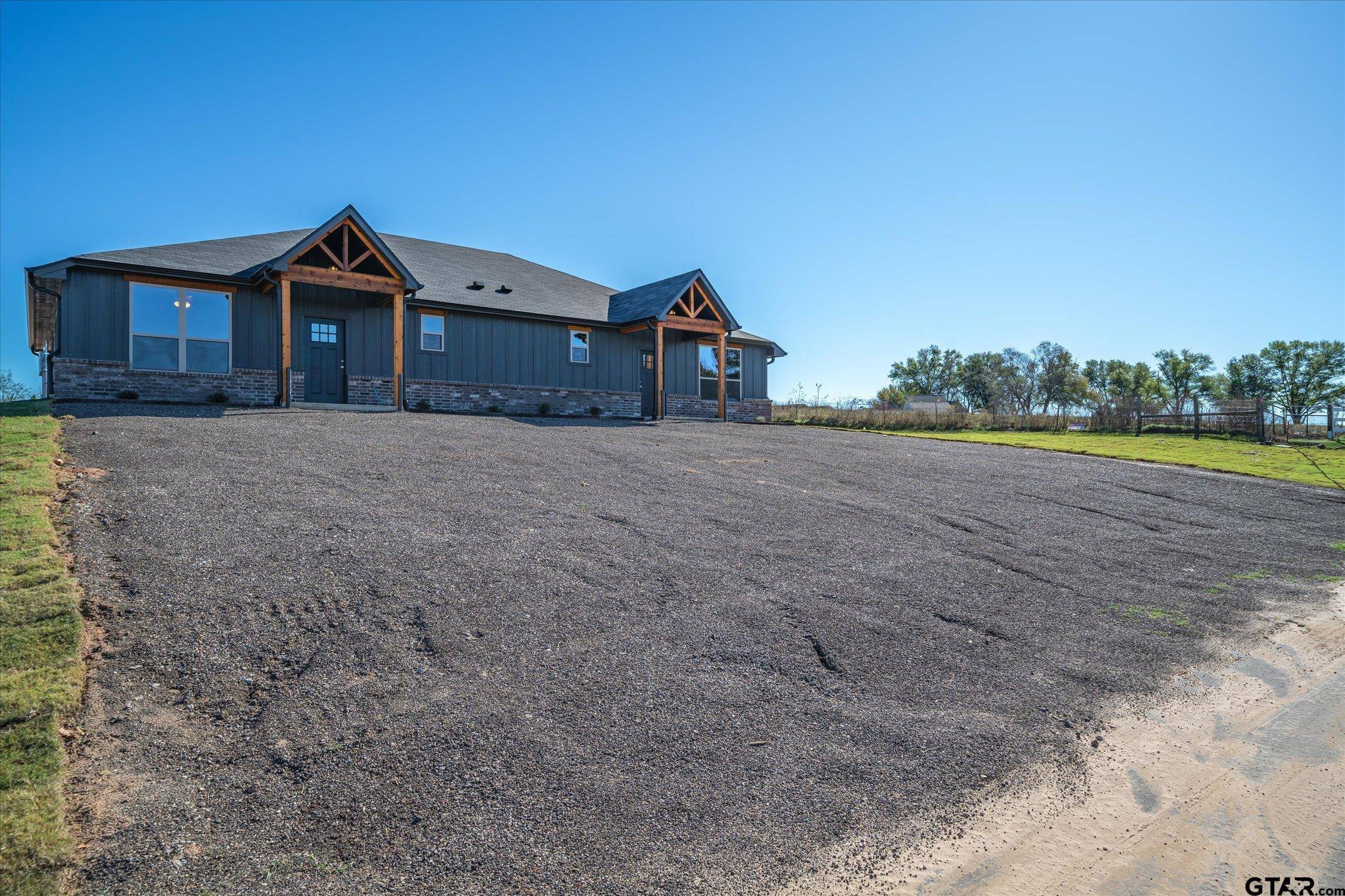 Mineola, TX 75773,719 County Road 2754