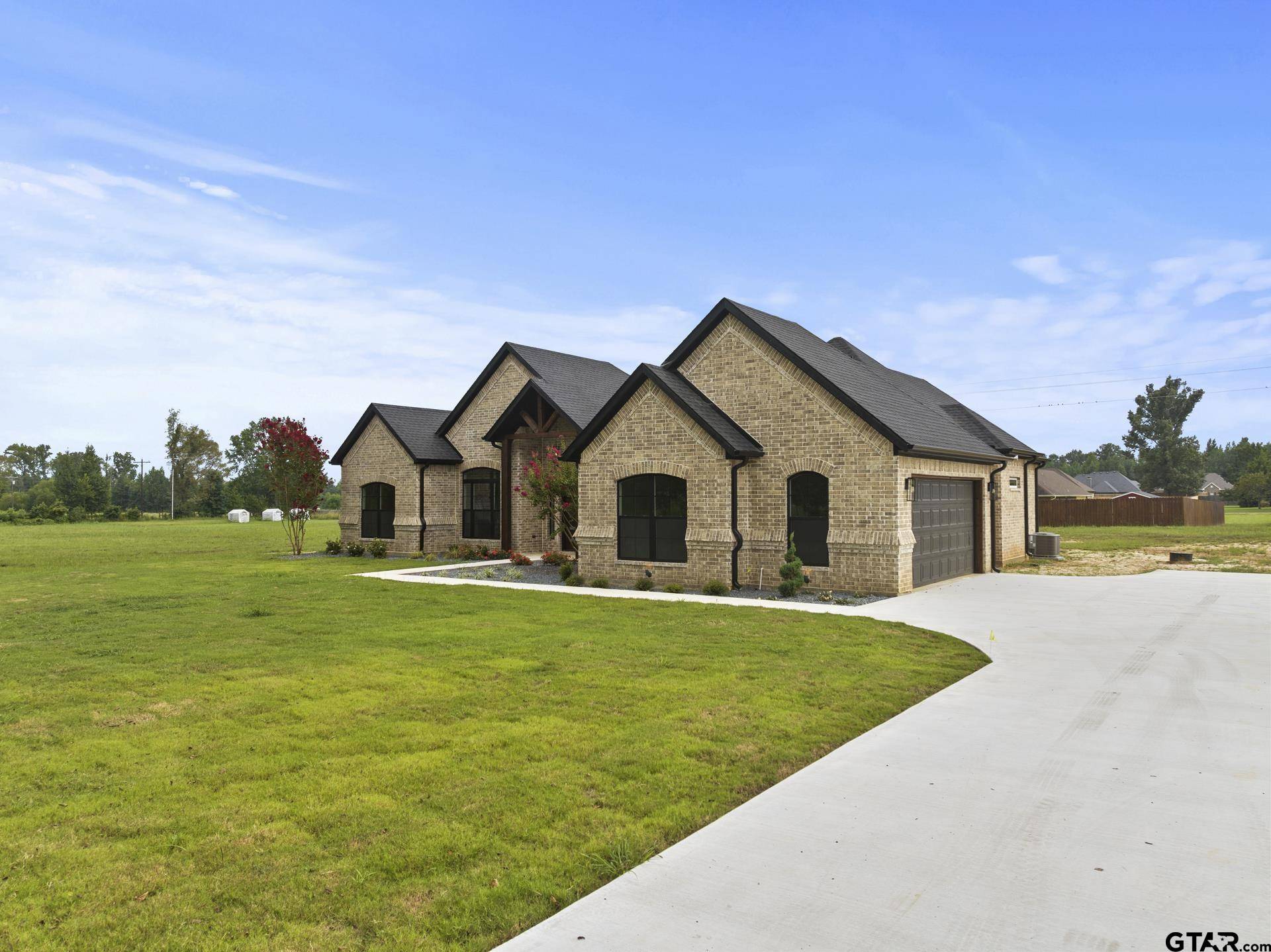 Mt Pleasant, TX 75455,1180 County Road 4840