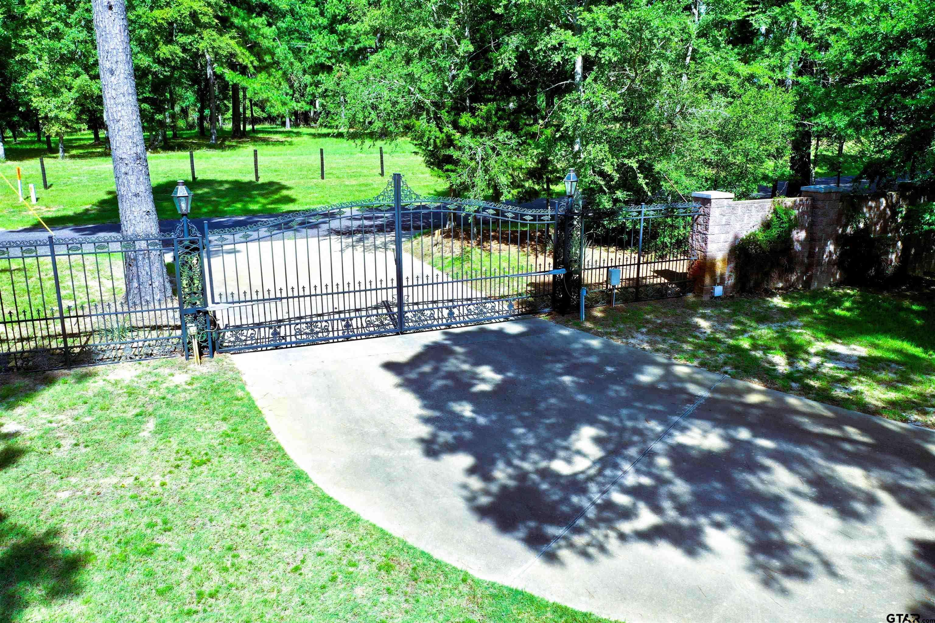 Palestine, TX 75803,674 An County Road 404
