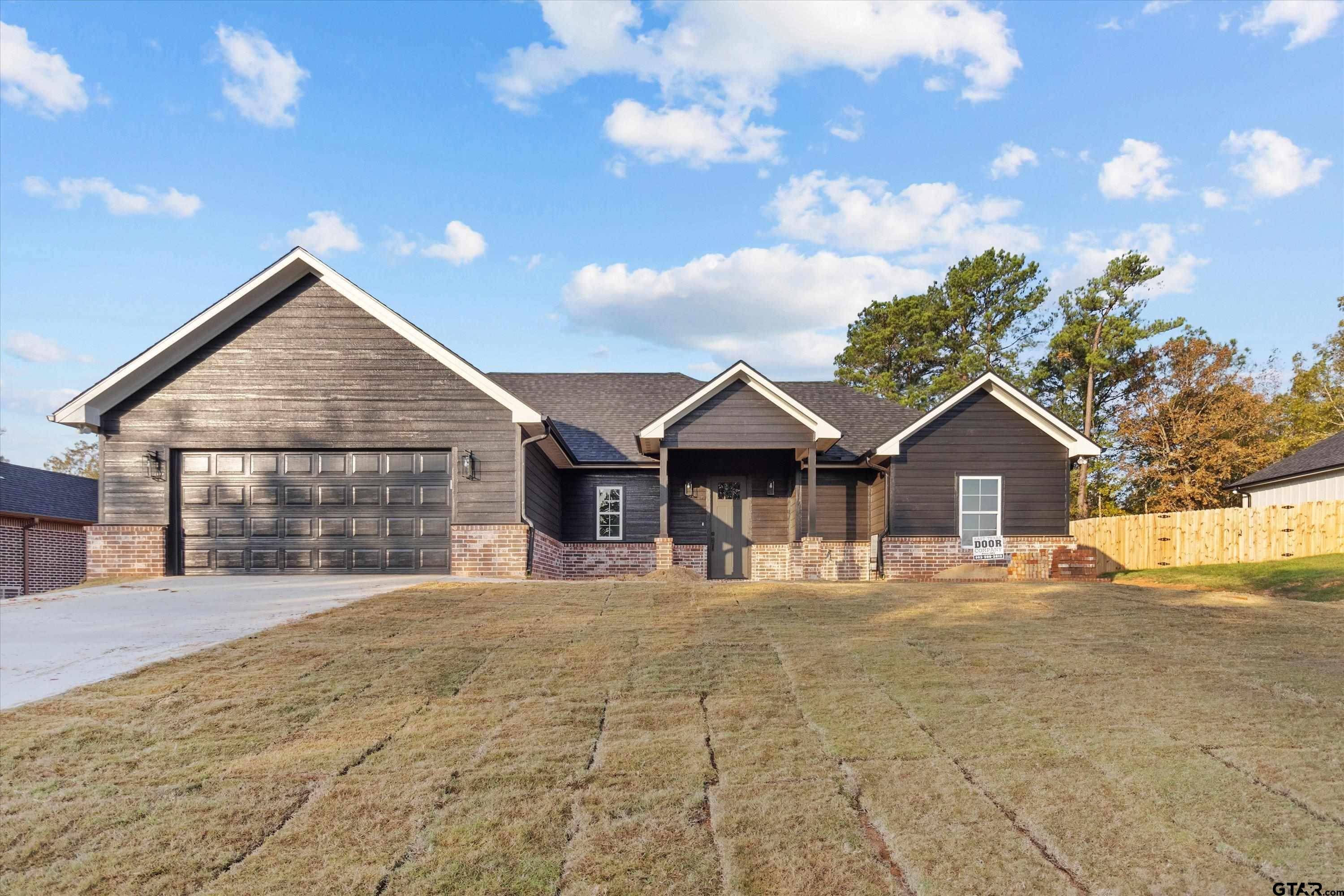 Troup, TX 75789,20047 County Road 2152