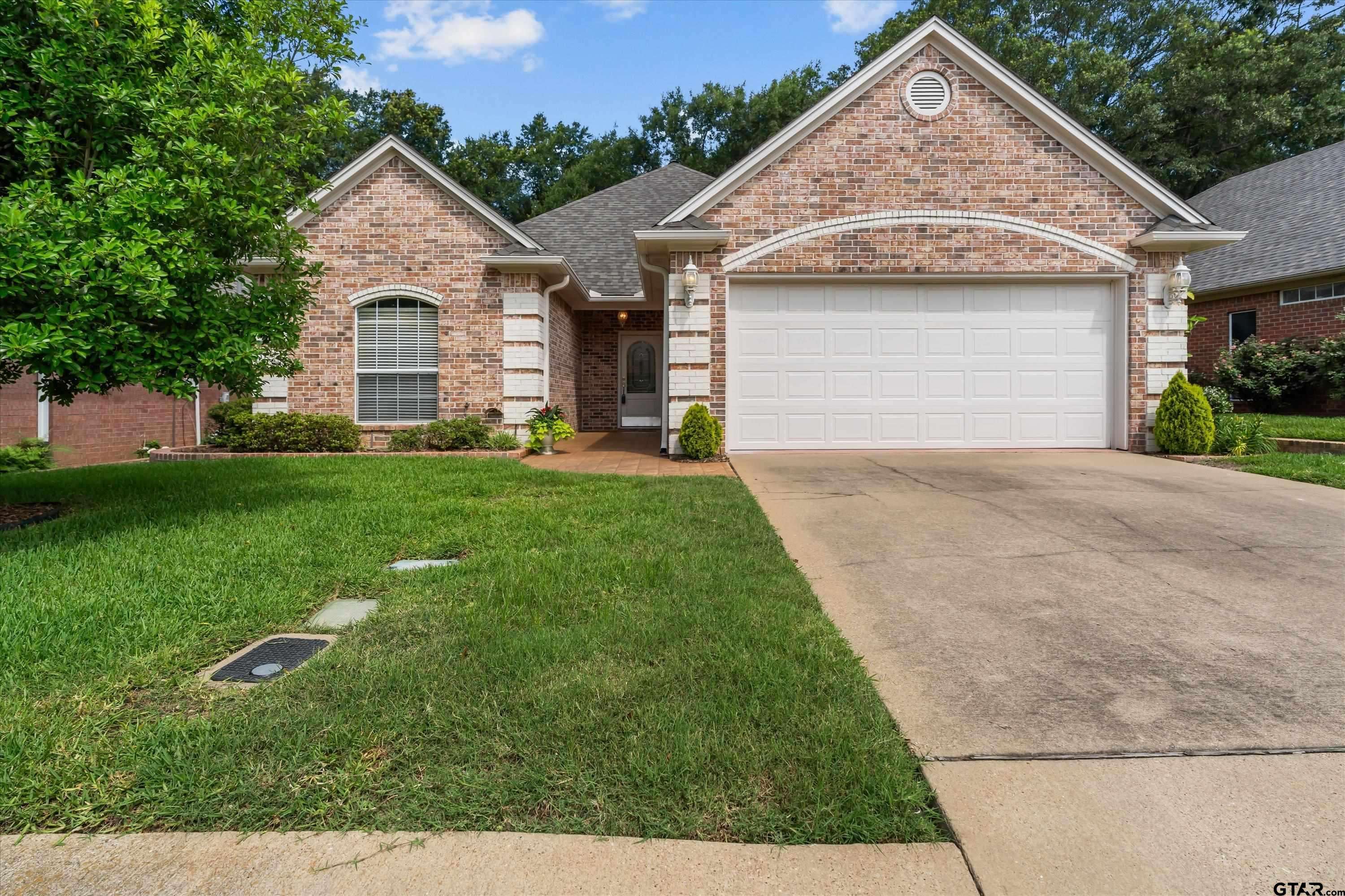 Tyler, TX 75703,5706 Hollybrook
