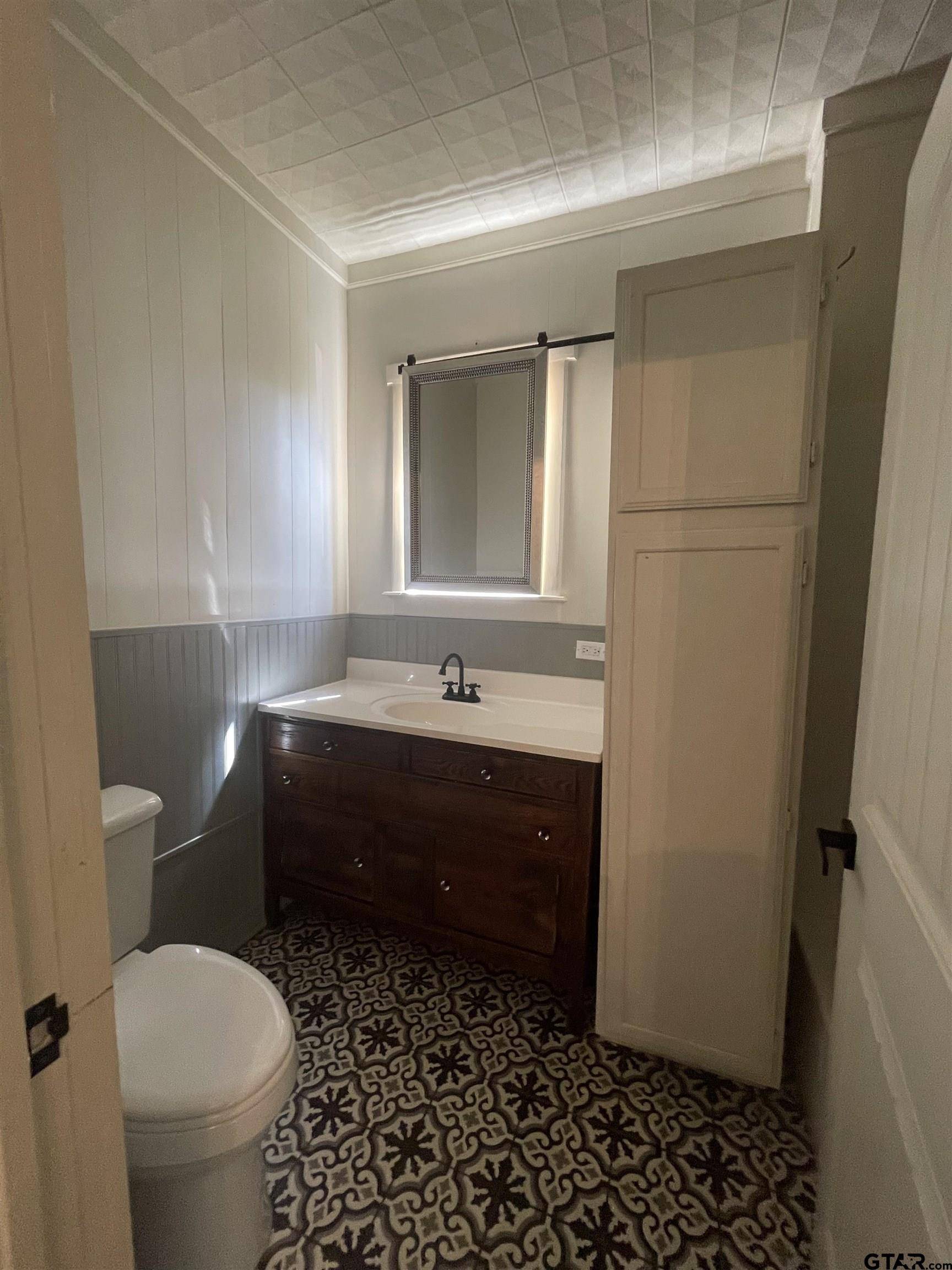 Winnsboro, TX 75494,500 Gibson Street