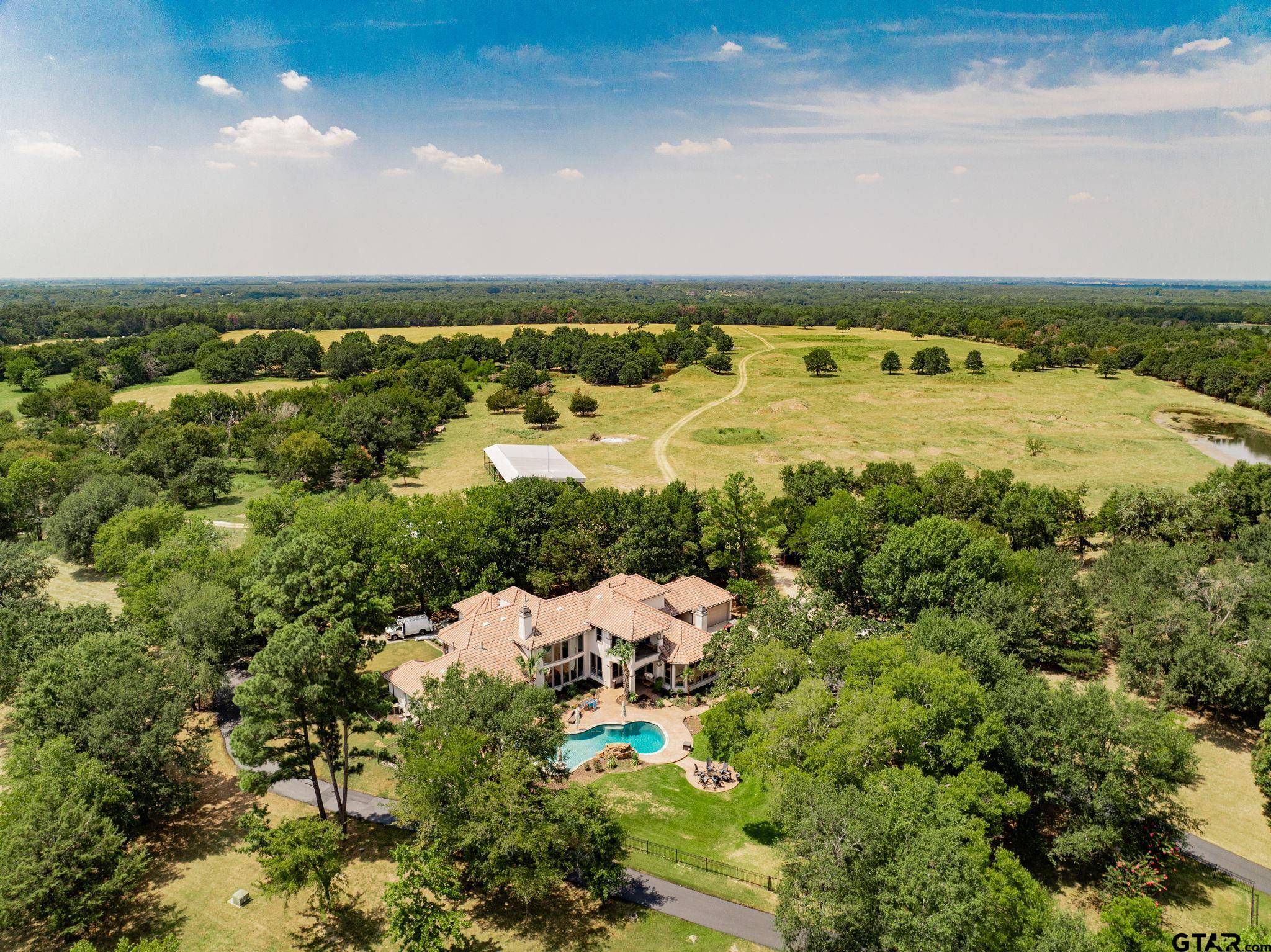 Terrell, TX 75160,10042 Private Road 2330