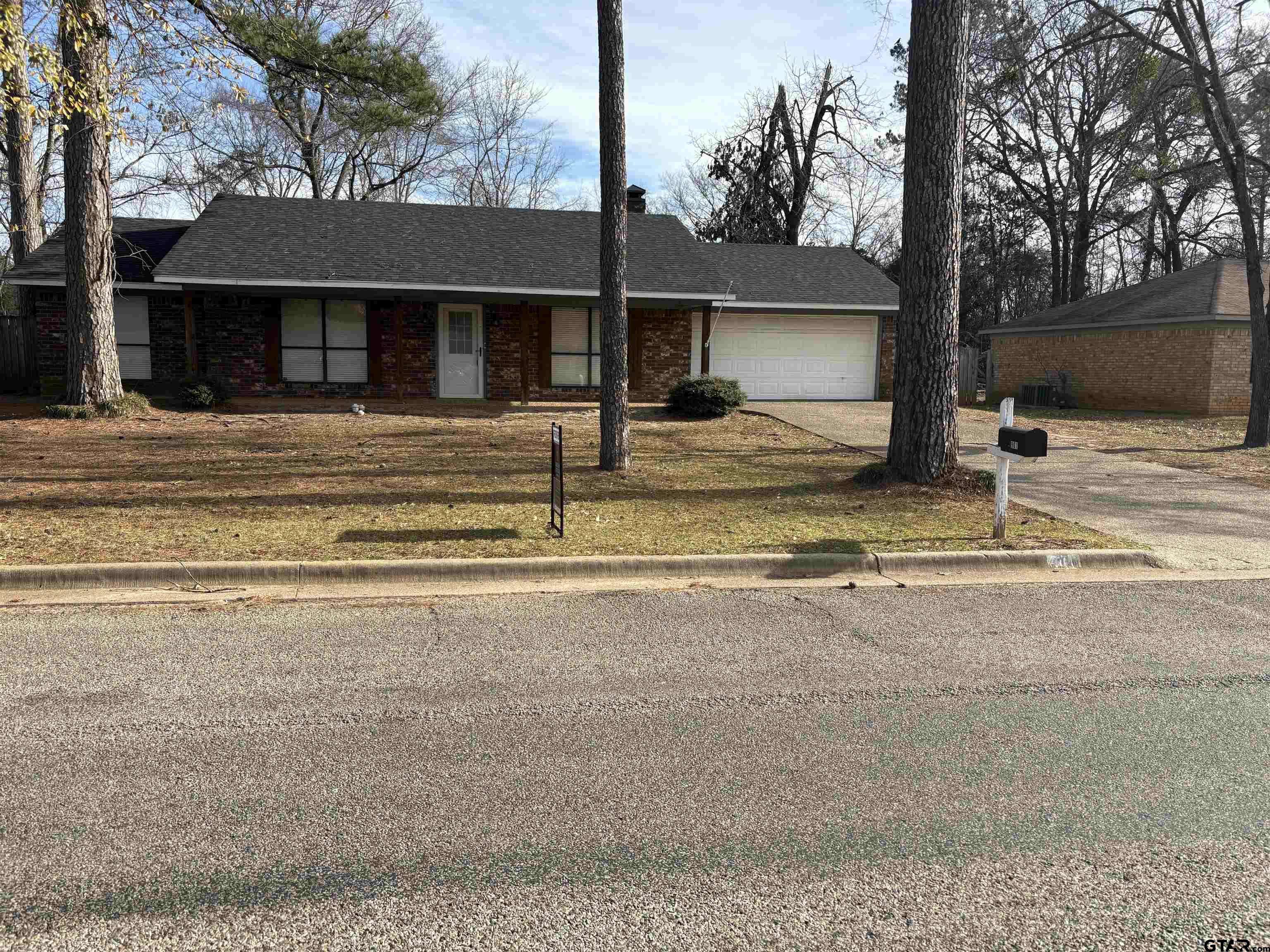 Whitehouse, TX 75791,901 COREY