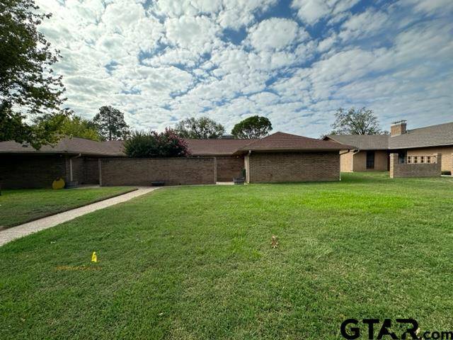 Tyler, TX 75703,404 Top Hill Dr
