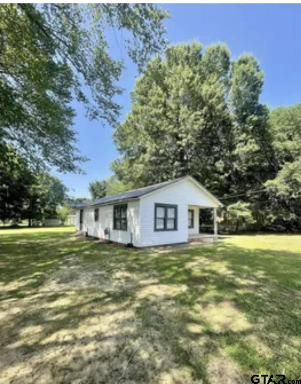 Maud, TX 75567,530 Birch St