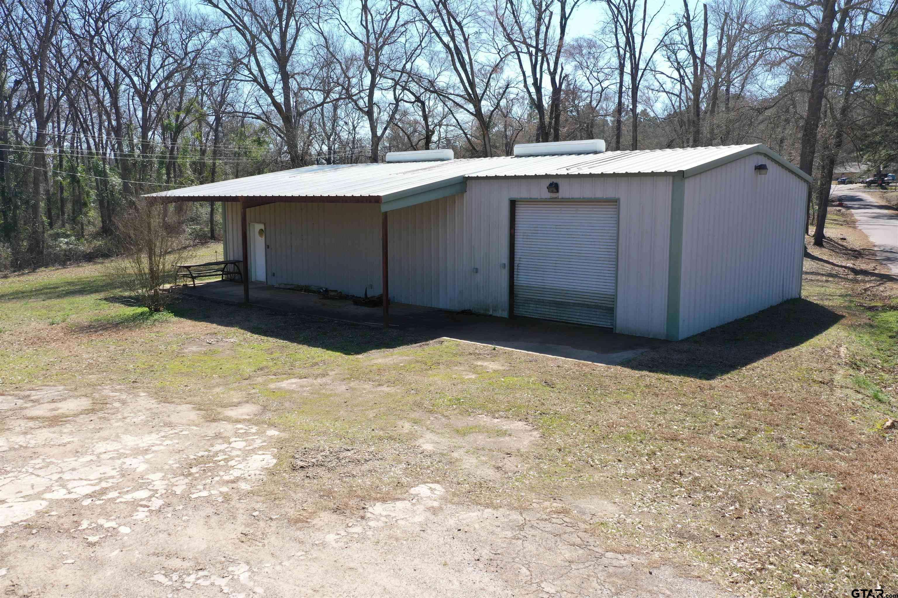 Gilmer, TX 75644,125 PERKINS RD