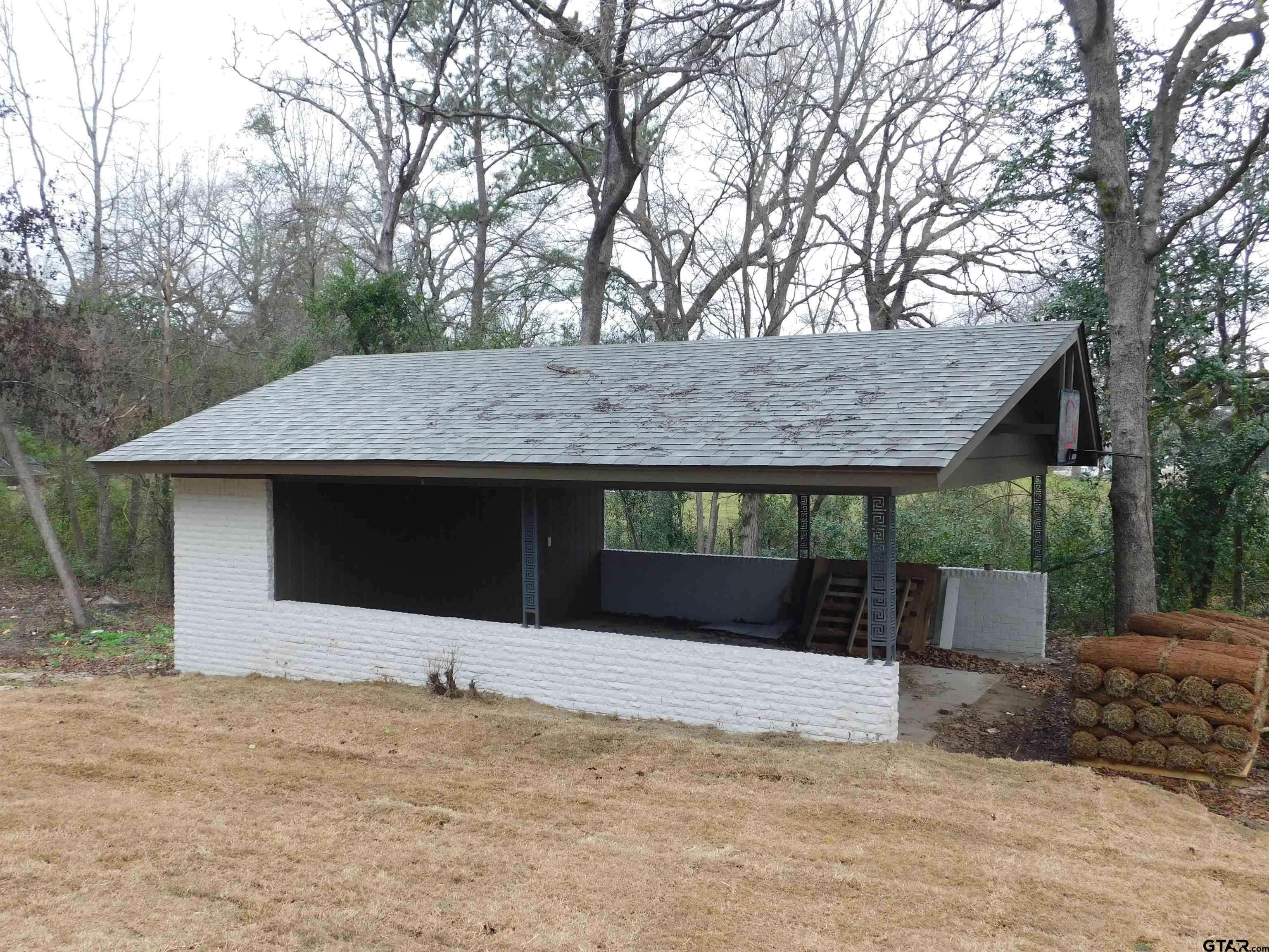 Mineola, TX 75773,6258 HWY 37
