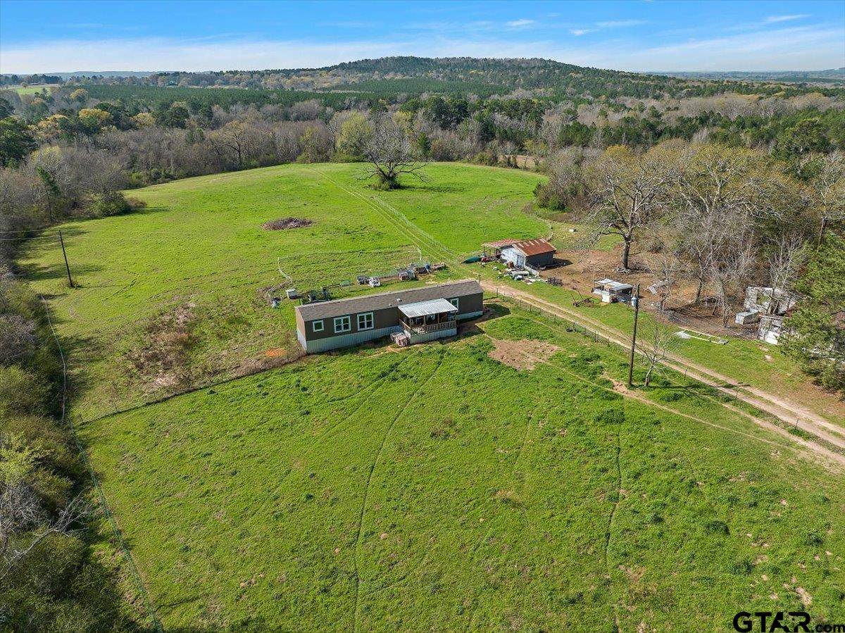 Rusk, TX 75785,420 County Road 2201