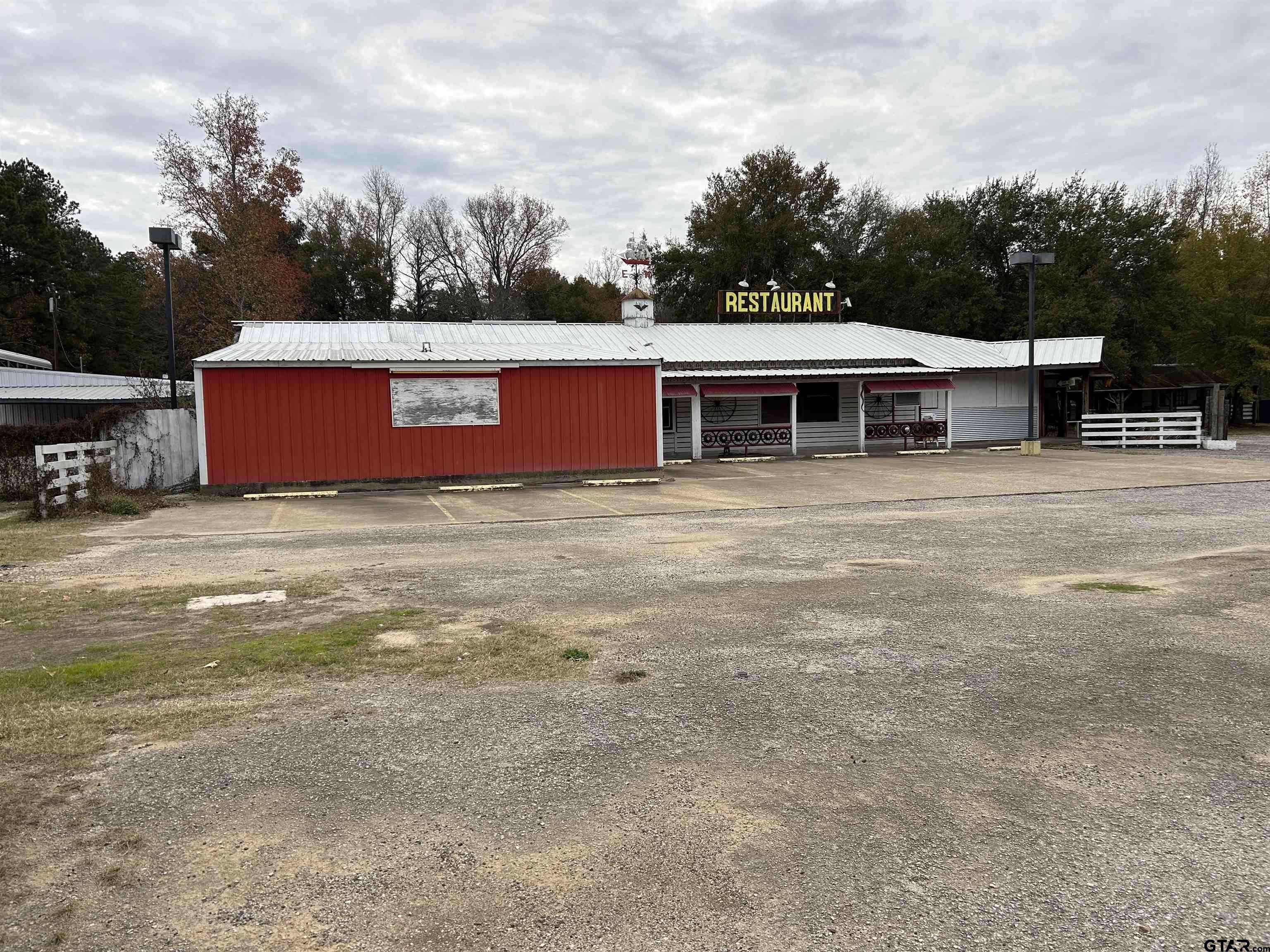 Palestine, TX 75801,7469 S US Hwy 79
