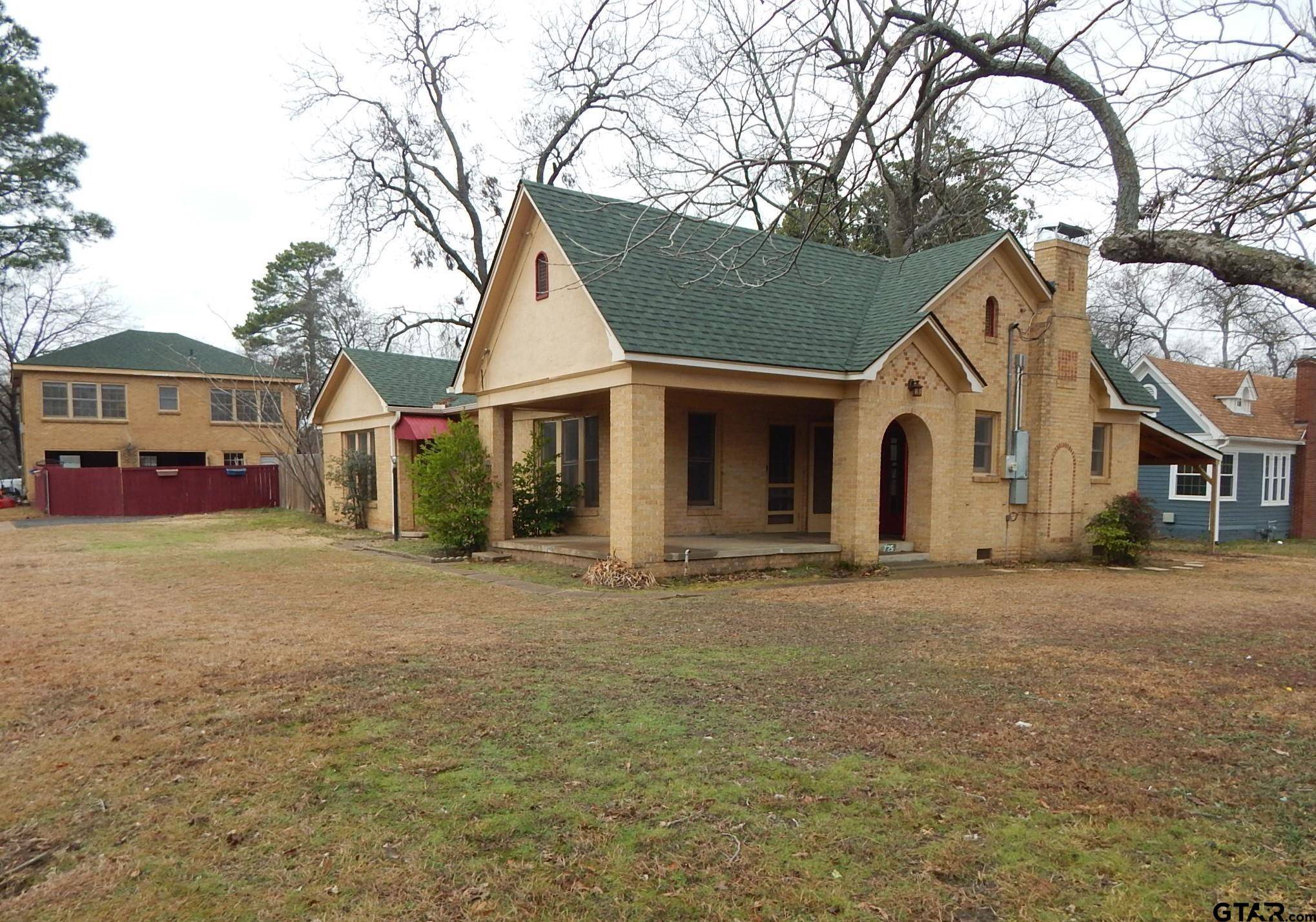 Sulphur Springs, TX 75482,725 S DAVIS ST