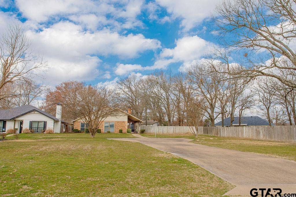 Lindale, TX 75771,604 Pierce Street