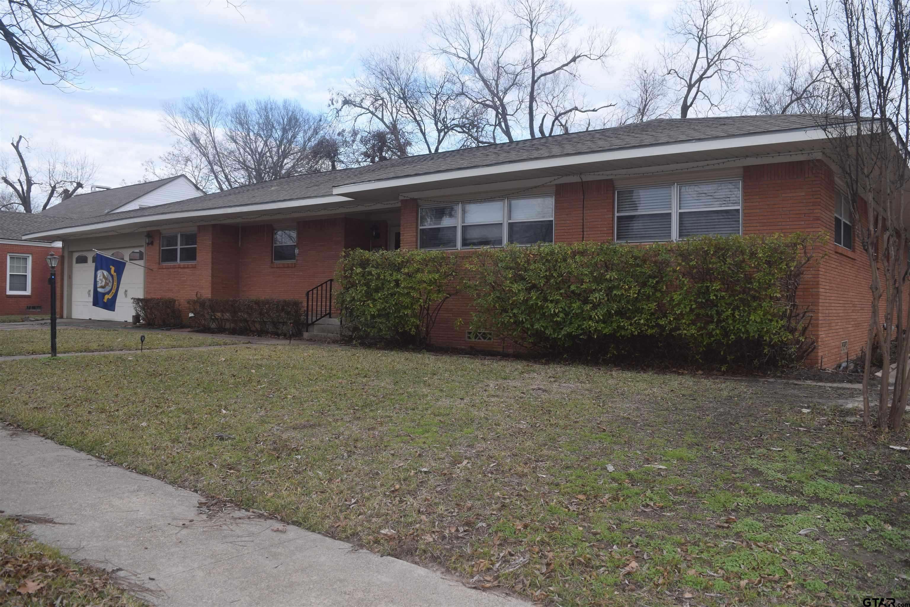 Mineola, TX 75773,600 N JOHNSON