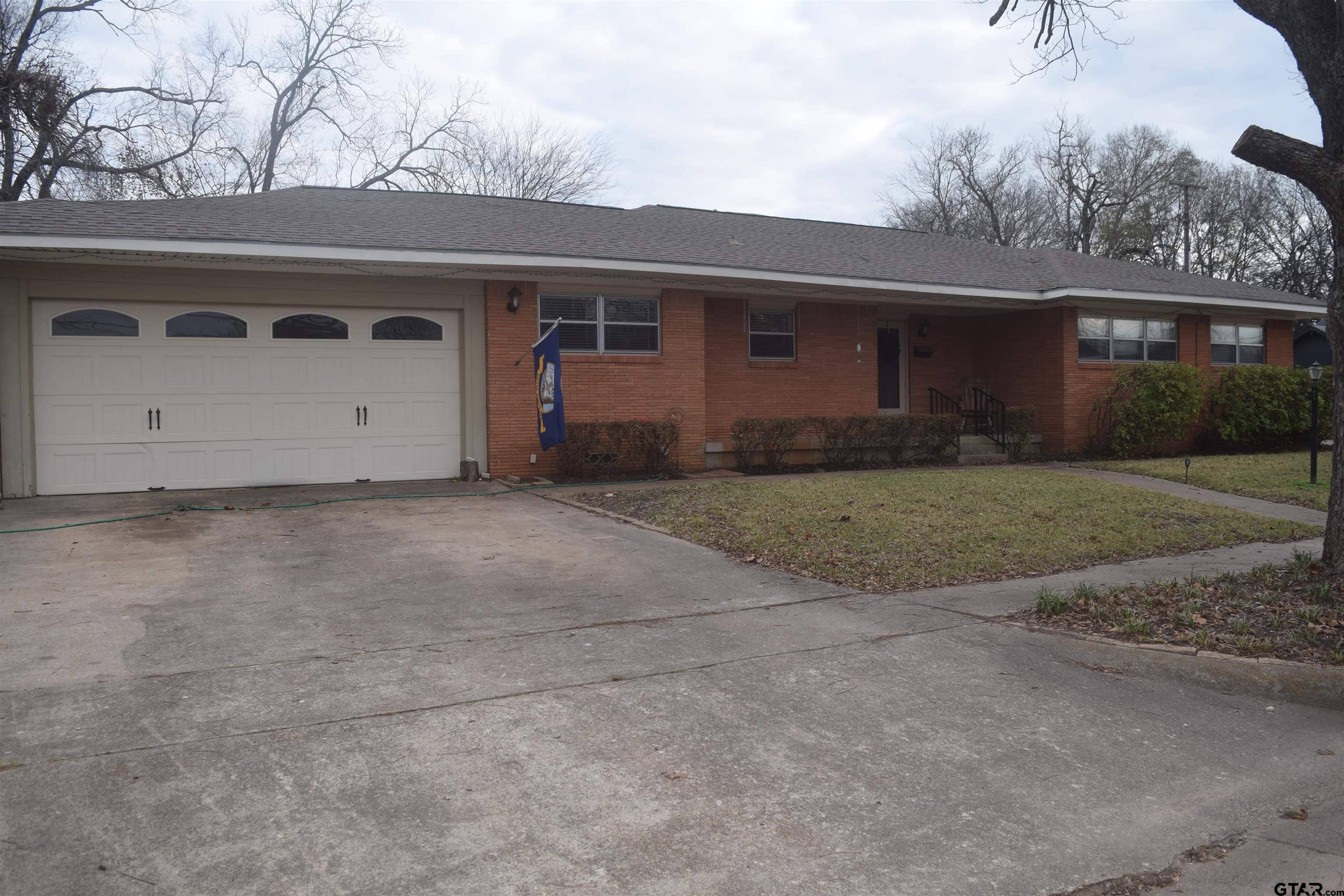Mineola, TX 75773,600 N JOHNSON