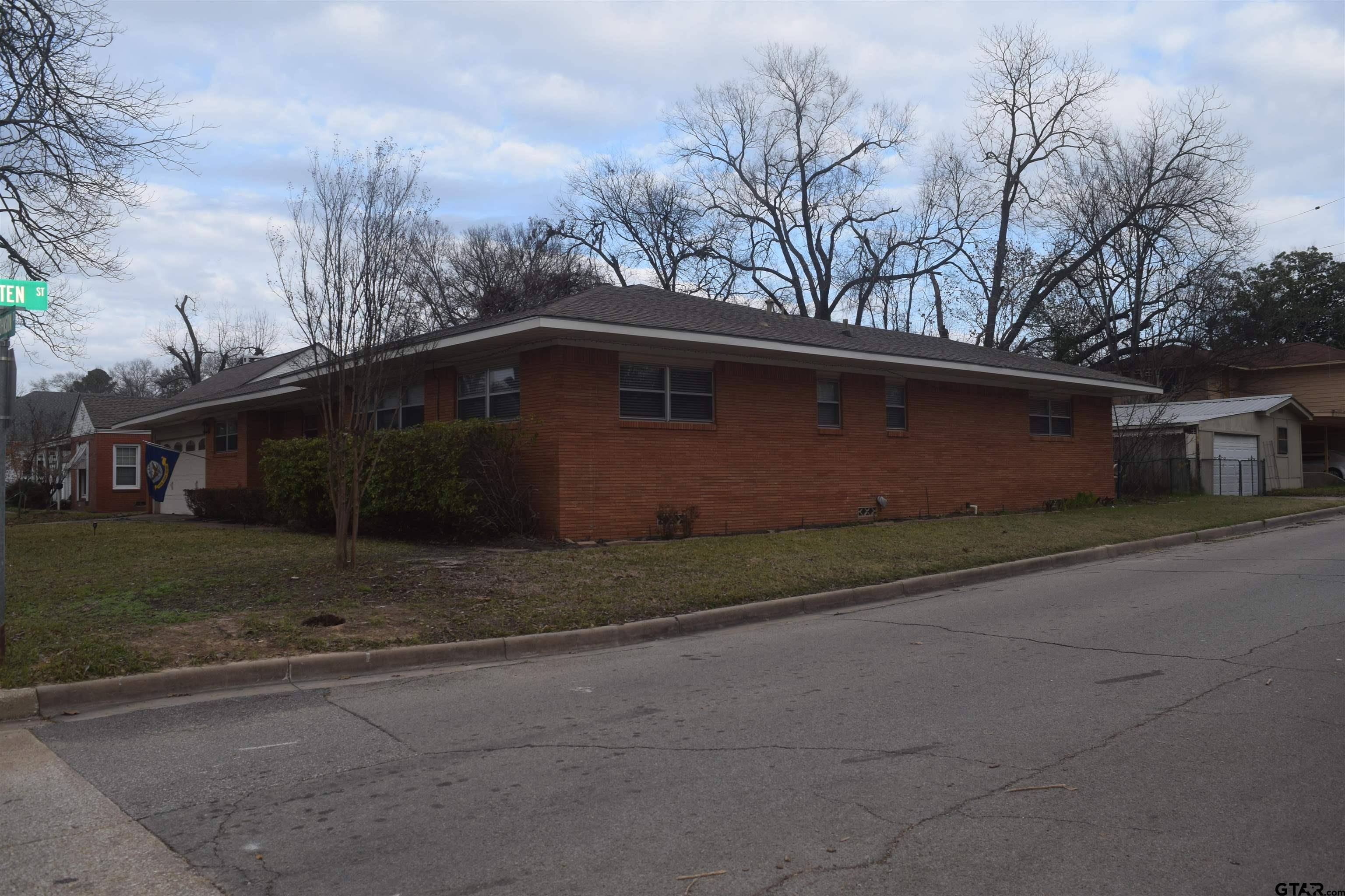 Mineola, TX 75773,600 N JOHNSON