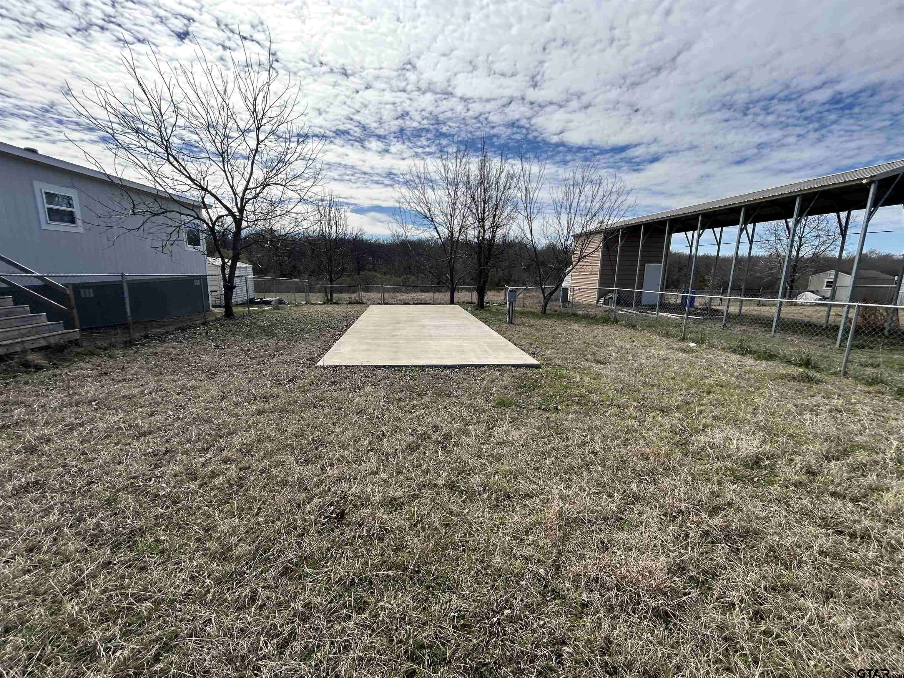 Quitman, TX 75783,423 Waterfront Row