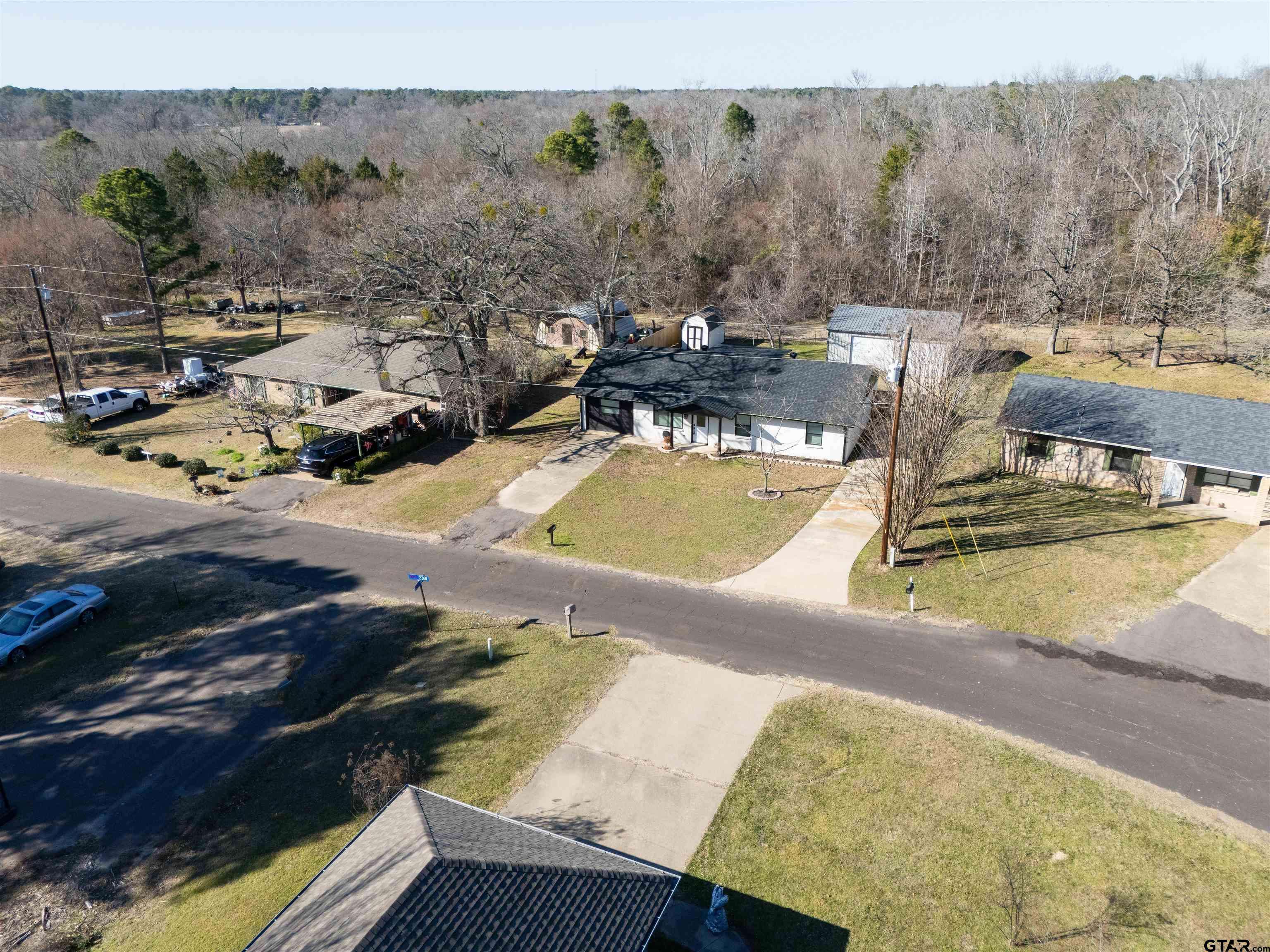 Mineola, TX 75773,362 CR 2269