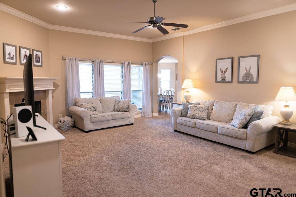 Tyler, TX 75707,2507 Meadowglen Court