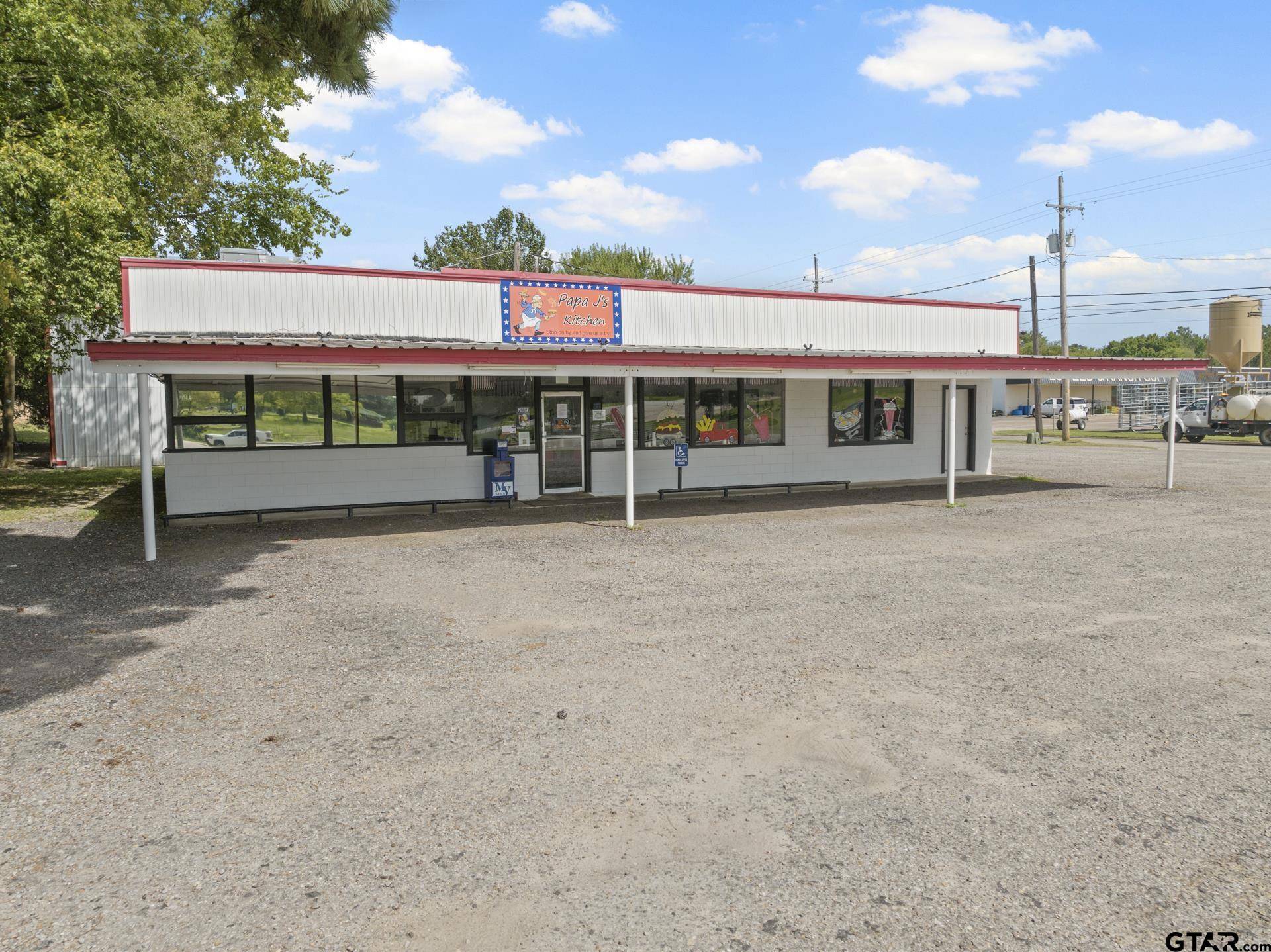 Mt Vernon, TX 75457,327 Hwy 37