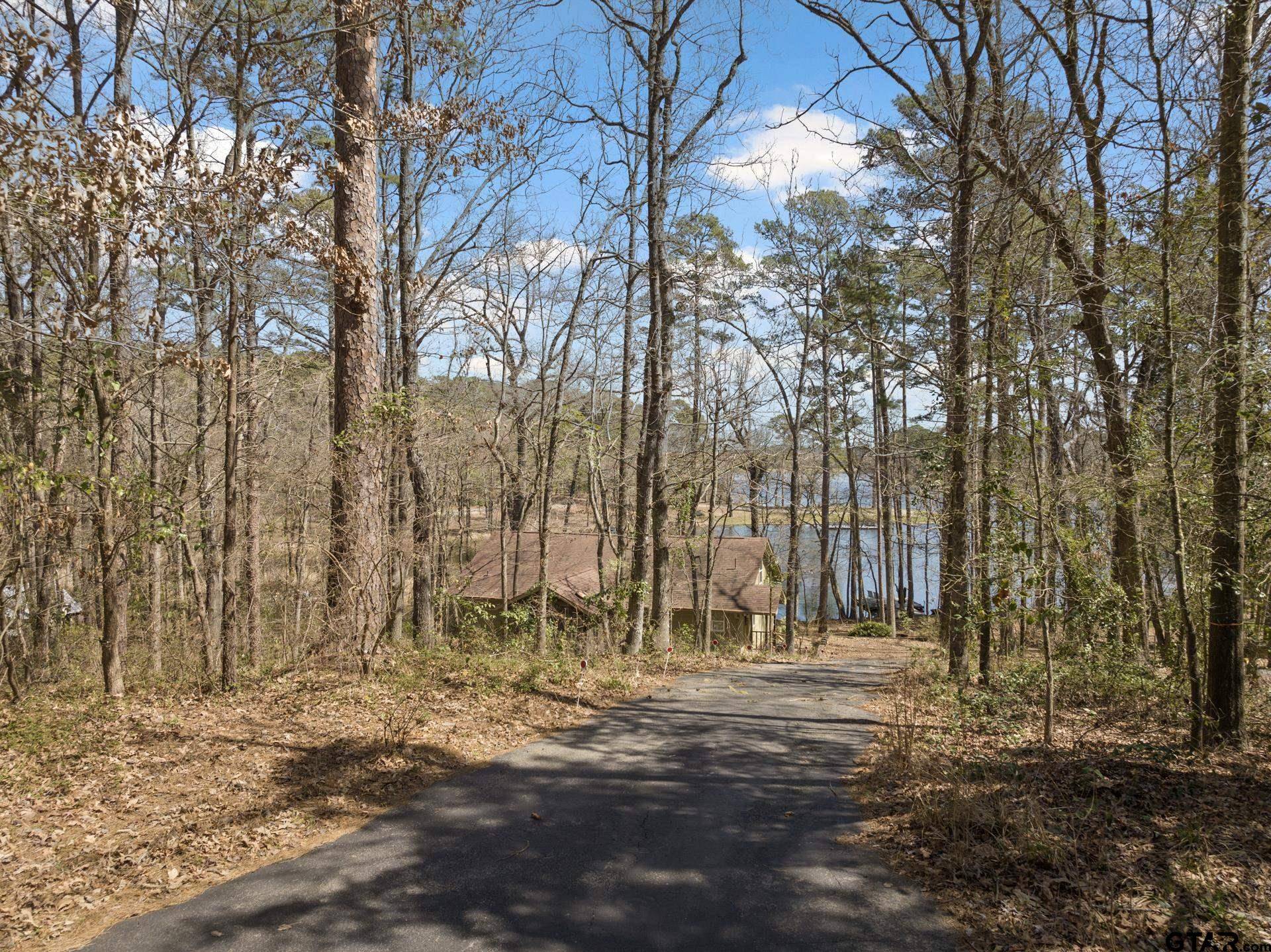 Winnsboro, TX 75494,211 County Road 4555