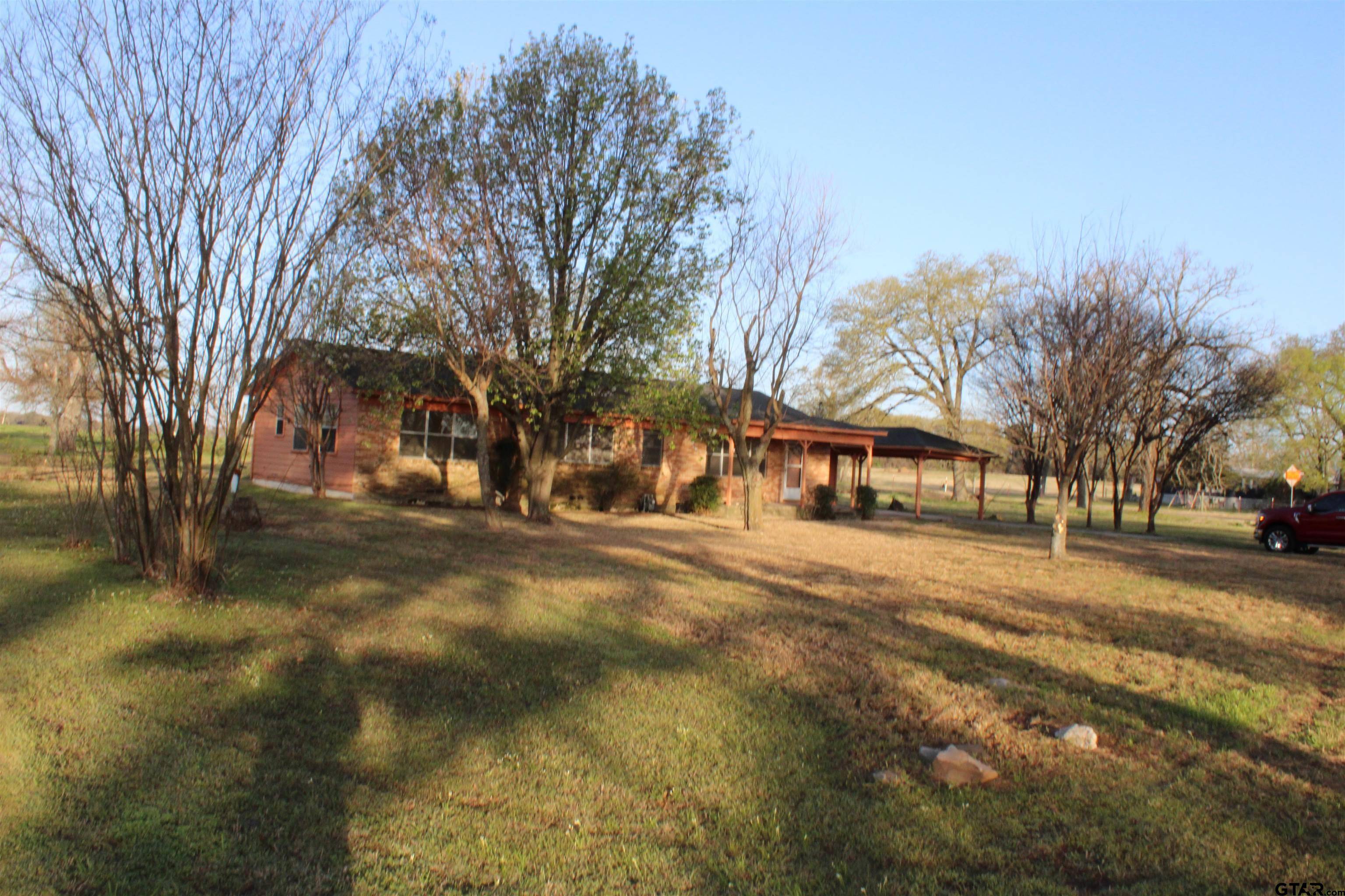Yantis, TX 75497,137 N MAIN