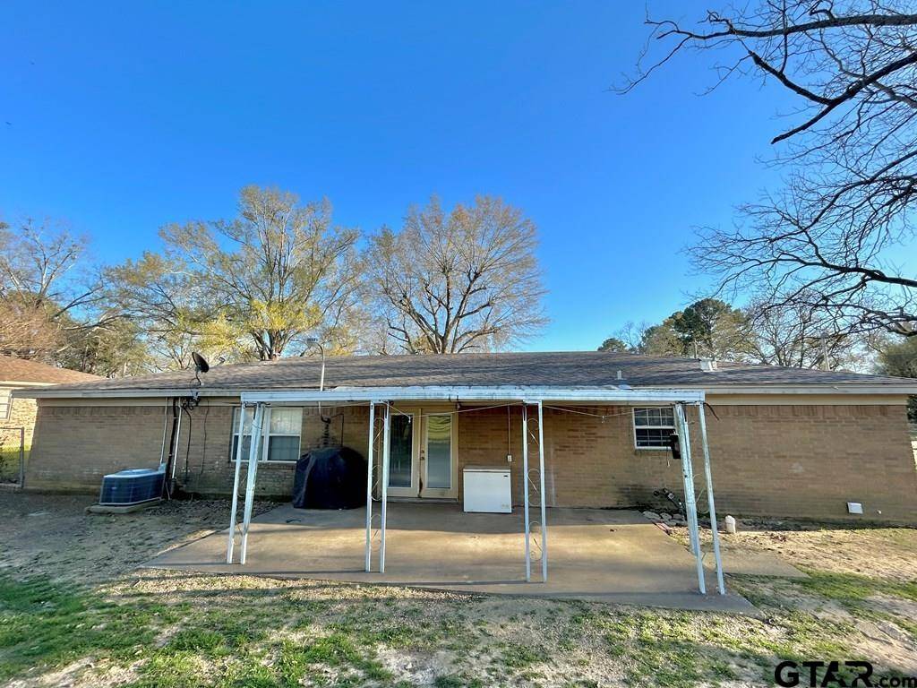 Palestine, TX 75803,213 Sherry Ln
