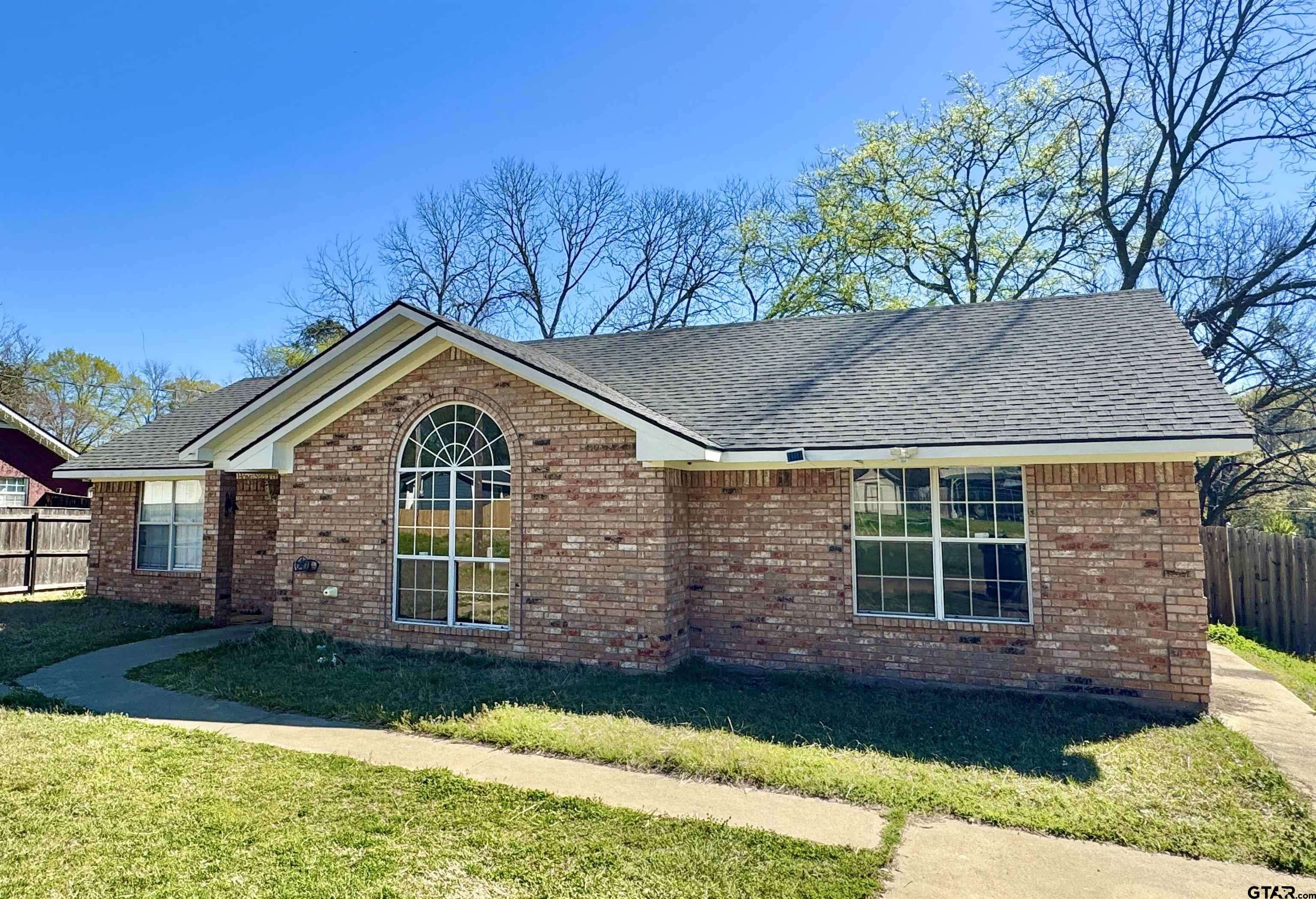 Mount Pleasant, TX 75455,115 Austin Avenue