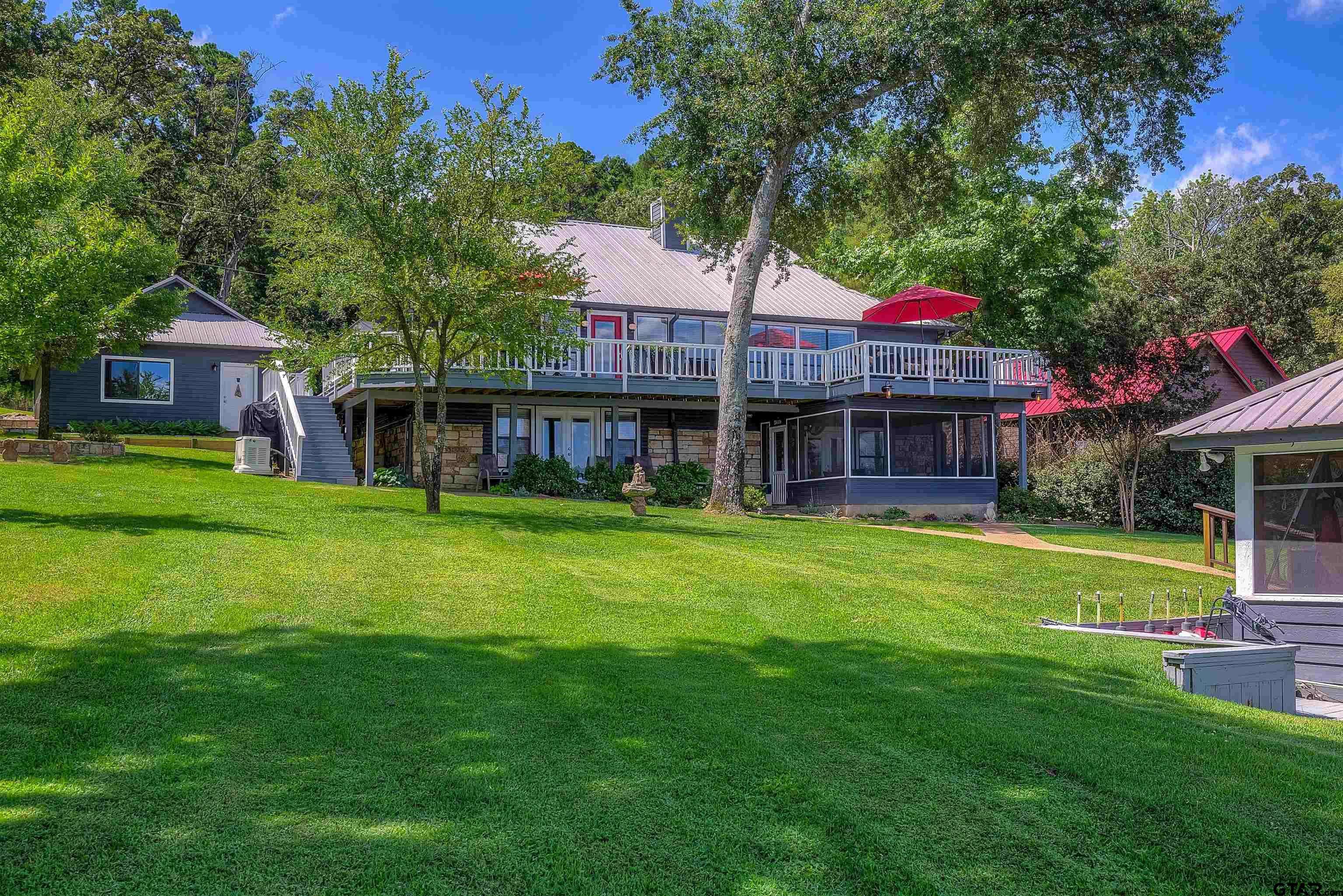 Scroggins, TX 75480,203 Hickory Hill Lane