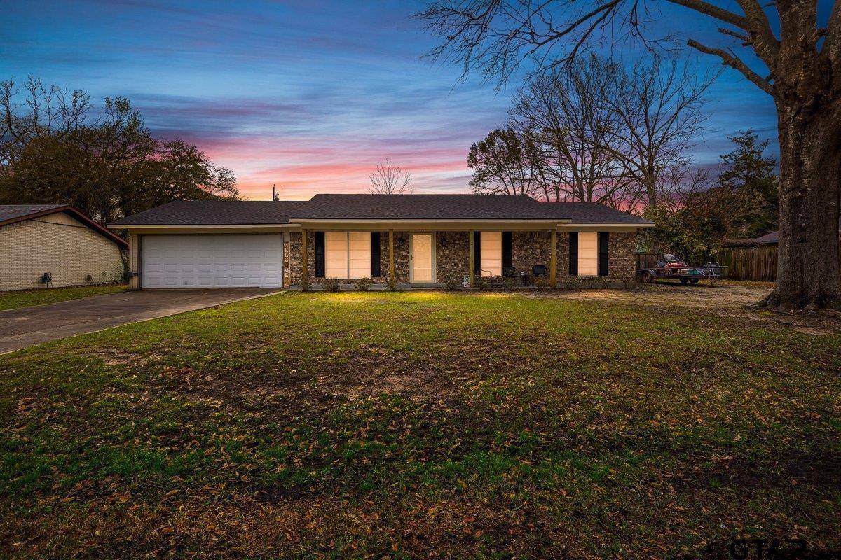 Carthage, TX 75633,1102 Rosewood DR.