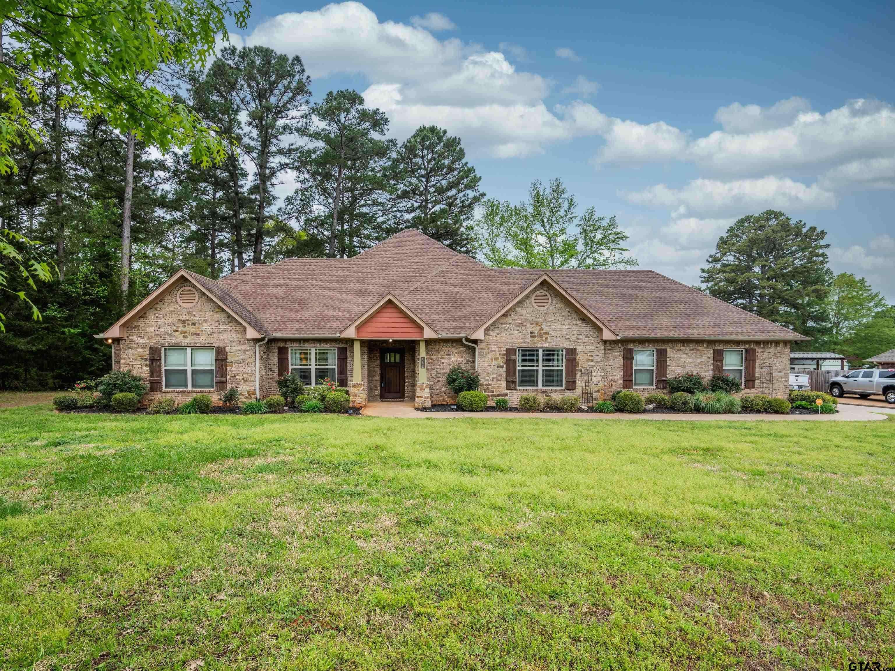 Jacksonville, TX 75766,452 County Road 3107