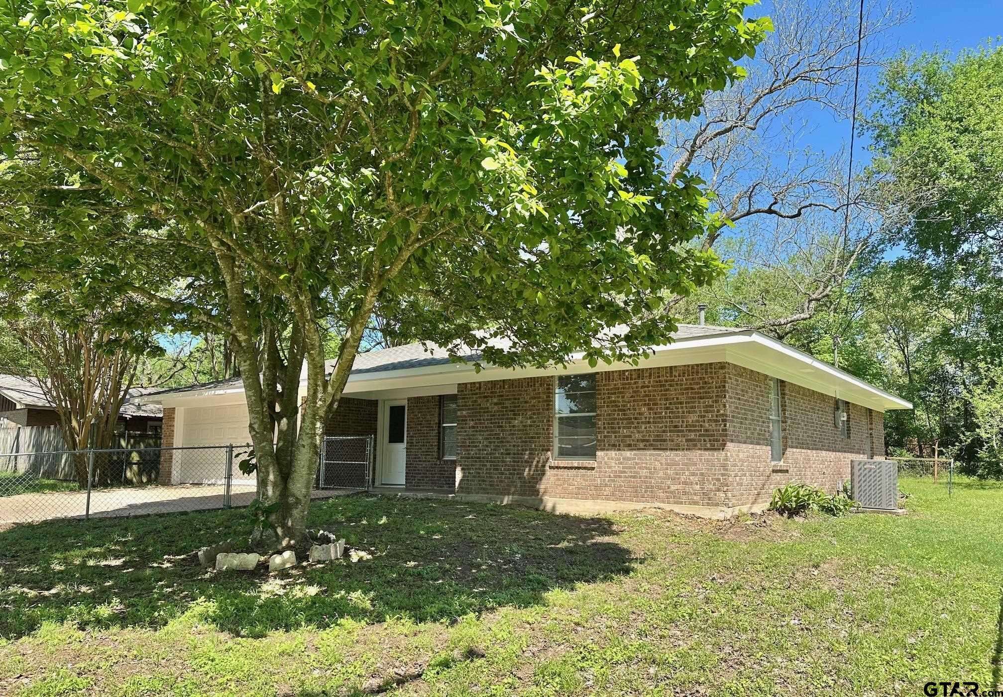 Crockett, TX 75835,802 E Terrell Avenue