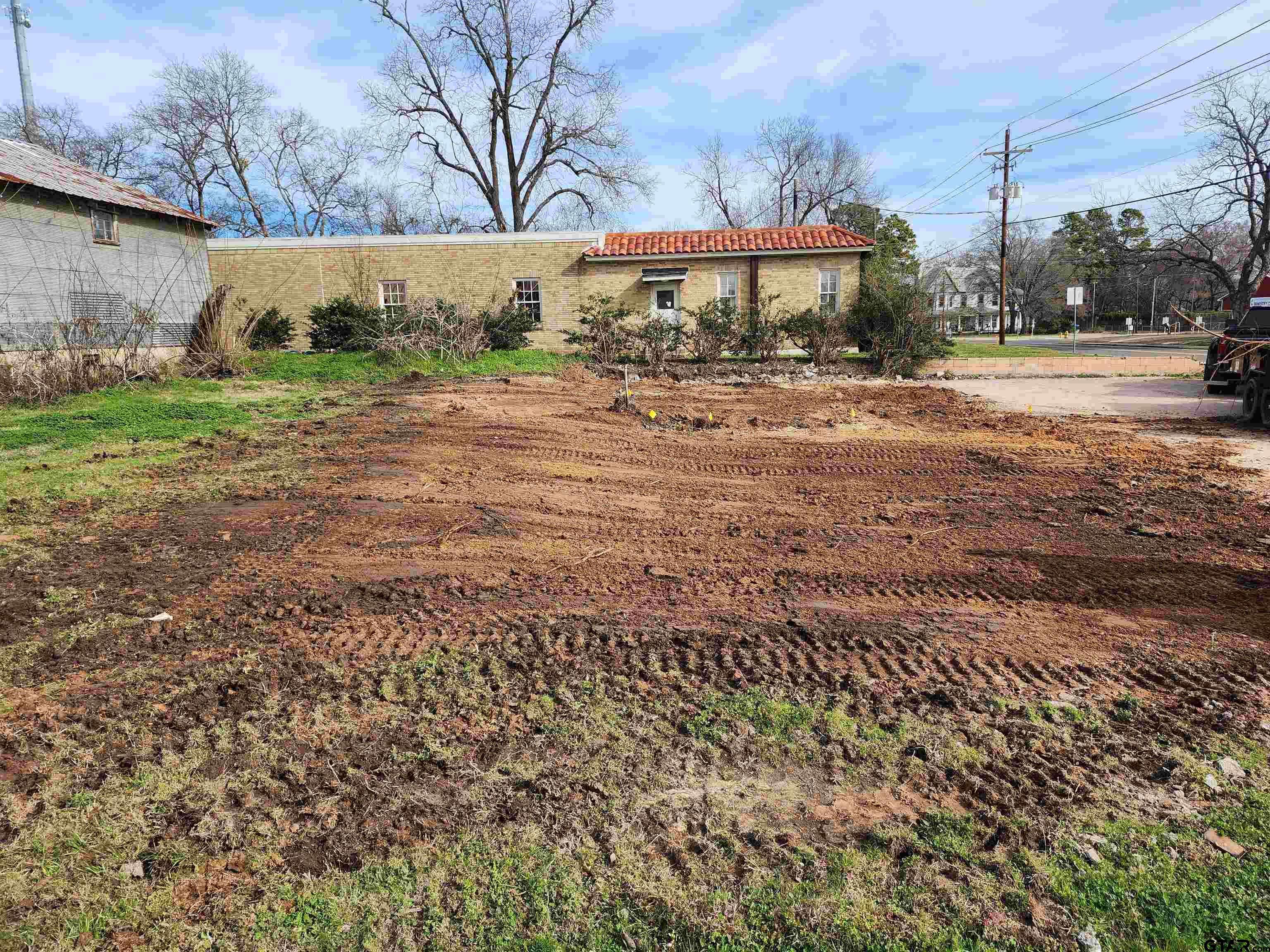 Pittsburg, TX 75686,130 Mt Pleasant ST