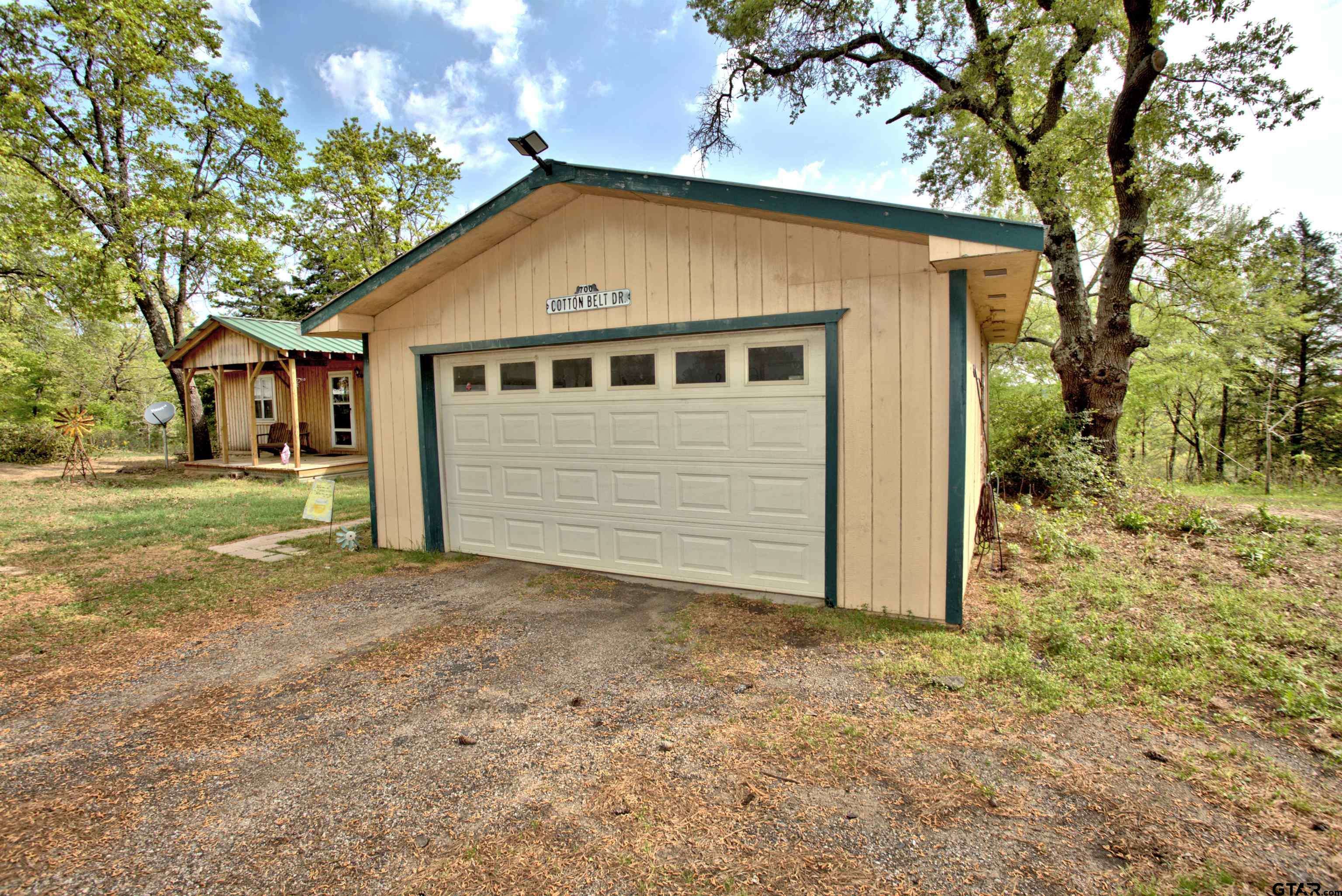 Tyler, TX 75706,998 County Road 311