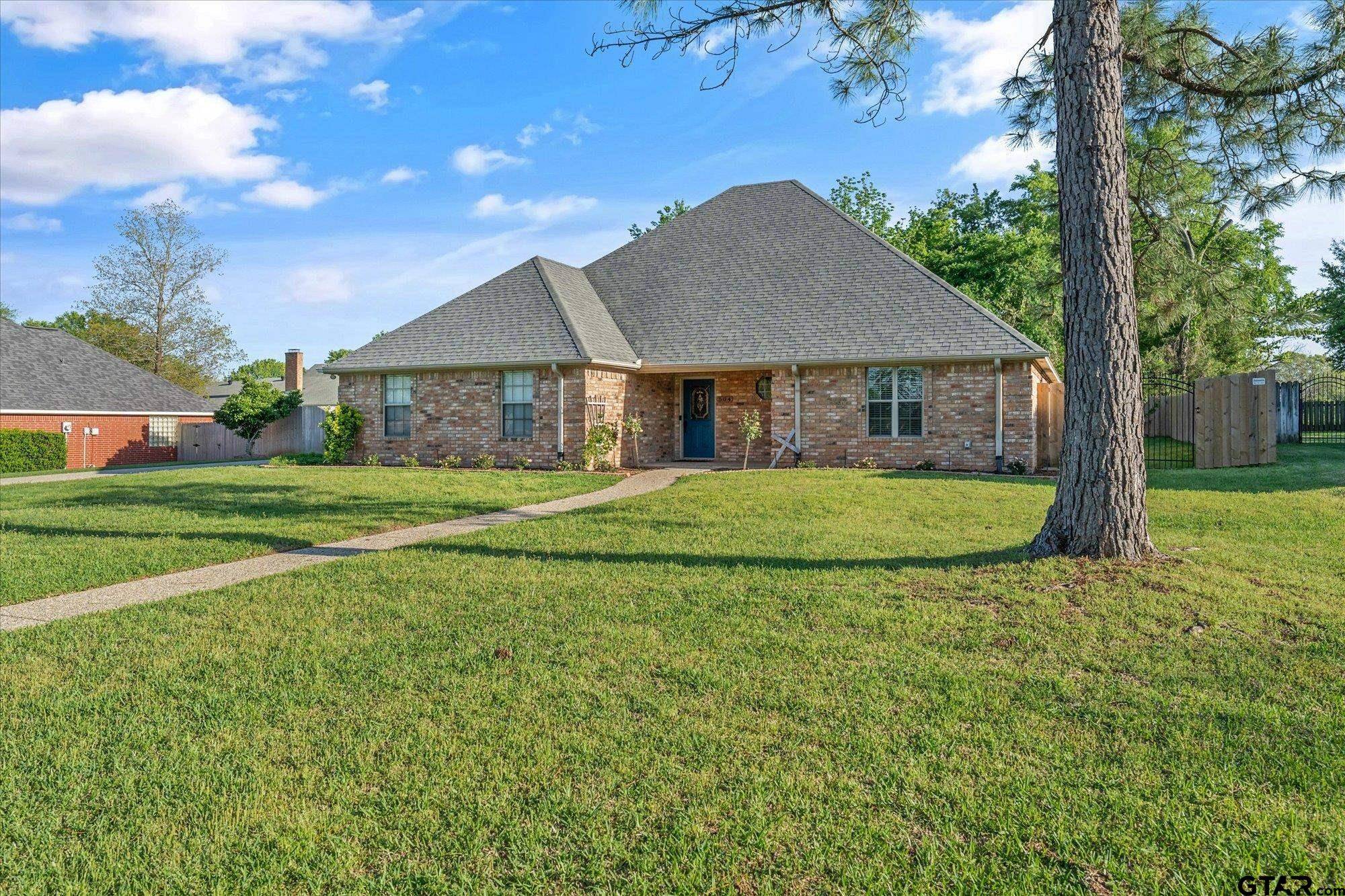 Chandler, TX 75758,504 Susie St.