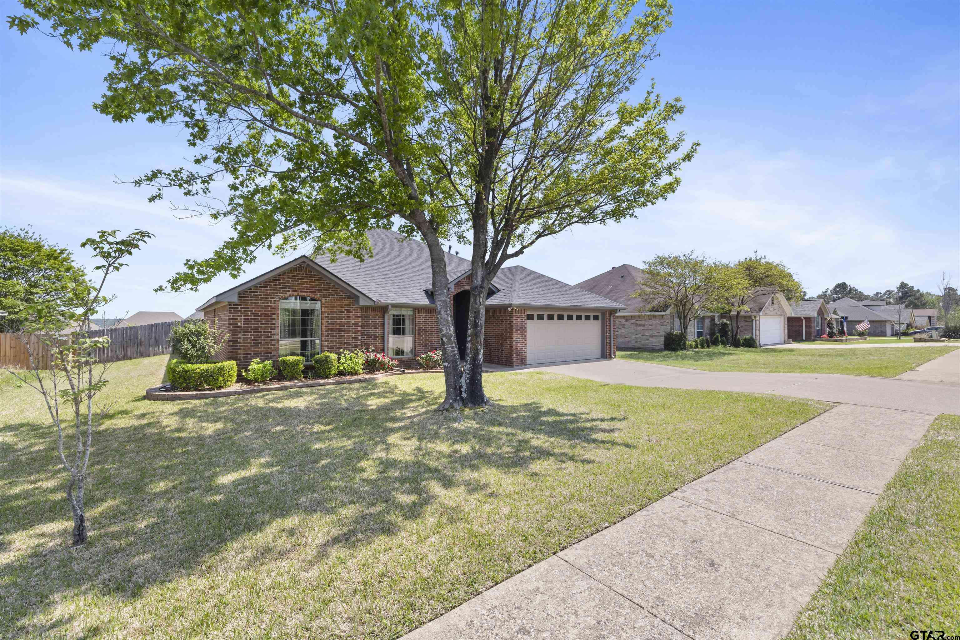 Tyler, TX 75703,8408 Stonebridge DR