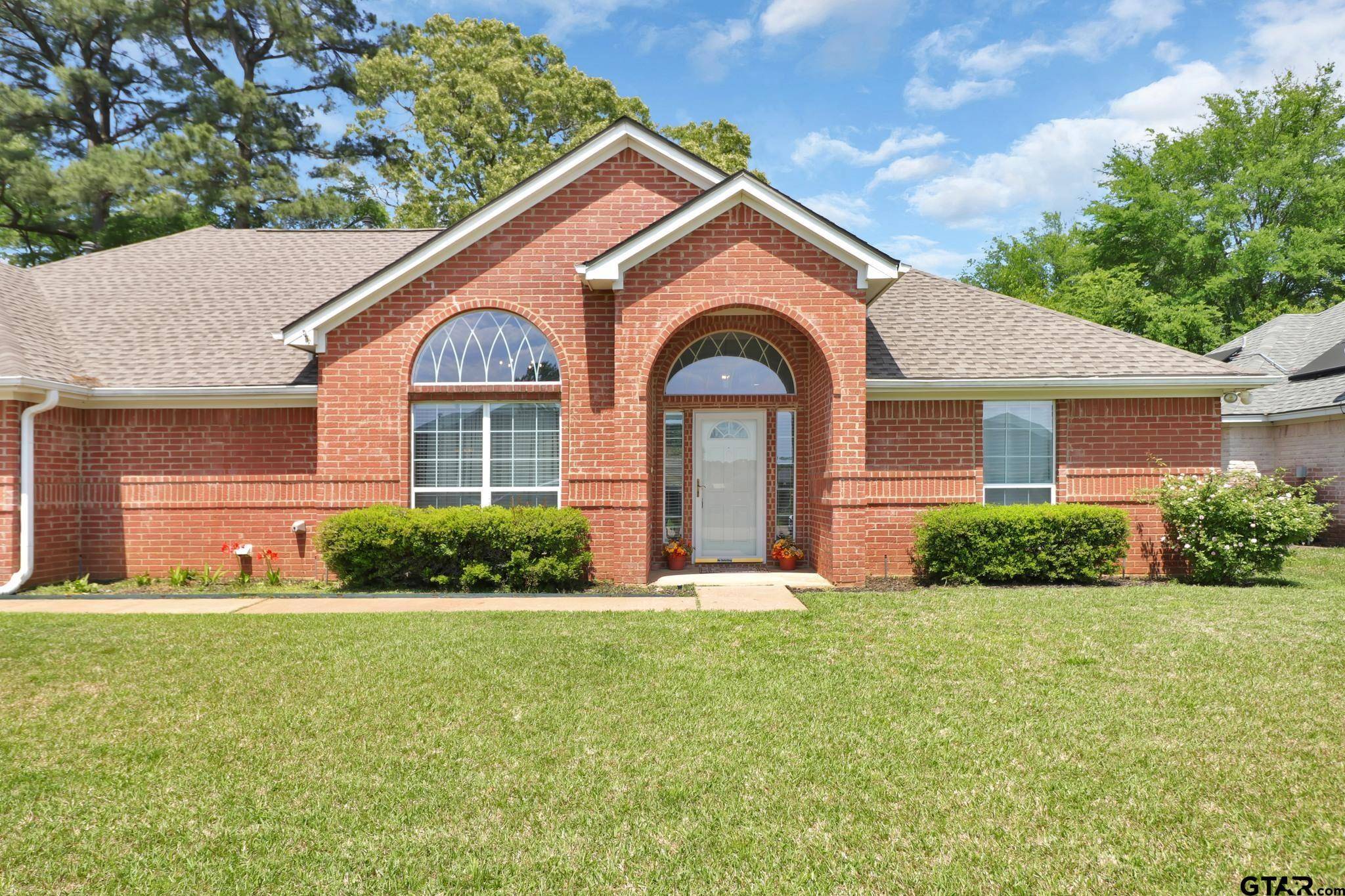 Flint, TX 75762,2060 Rana Park