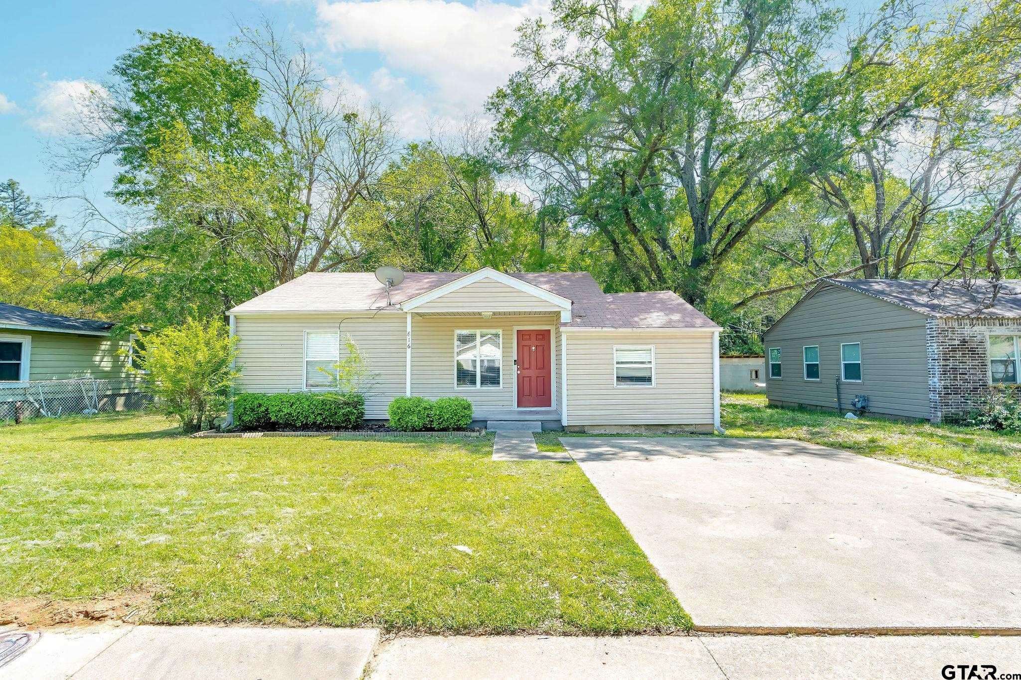 Wake Village, TX 75501,616 Arizona Ave.