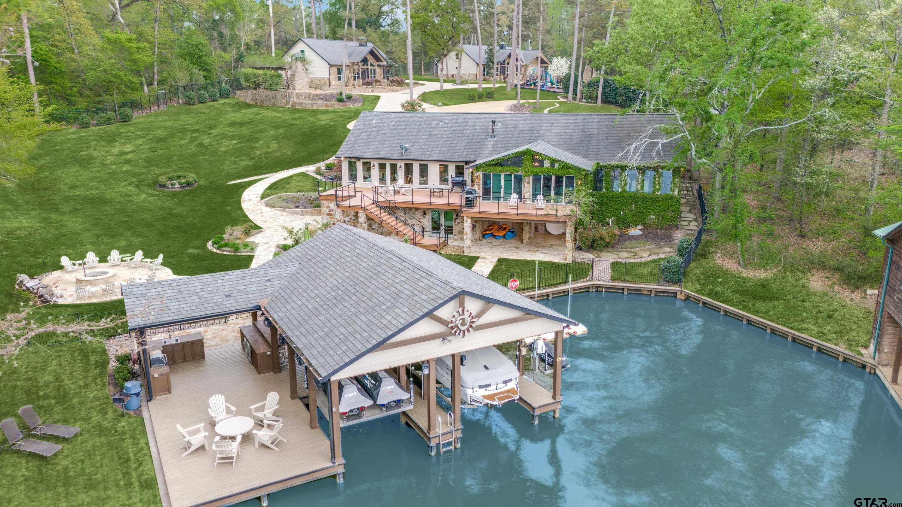 Scroggins, TX 75480,42 Leona Court