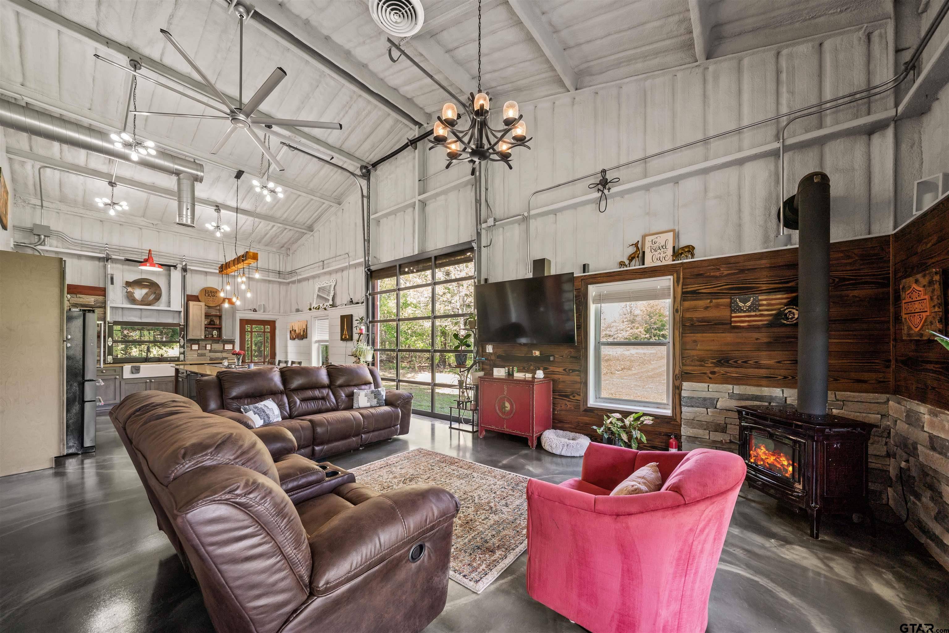 Larue, TX 75770,13391 County Road 4336