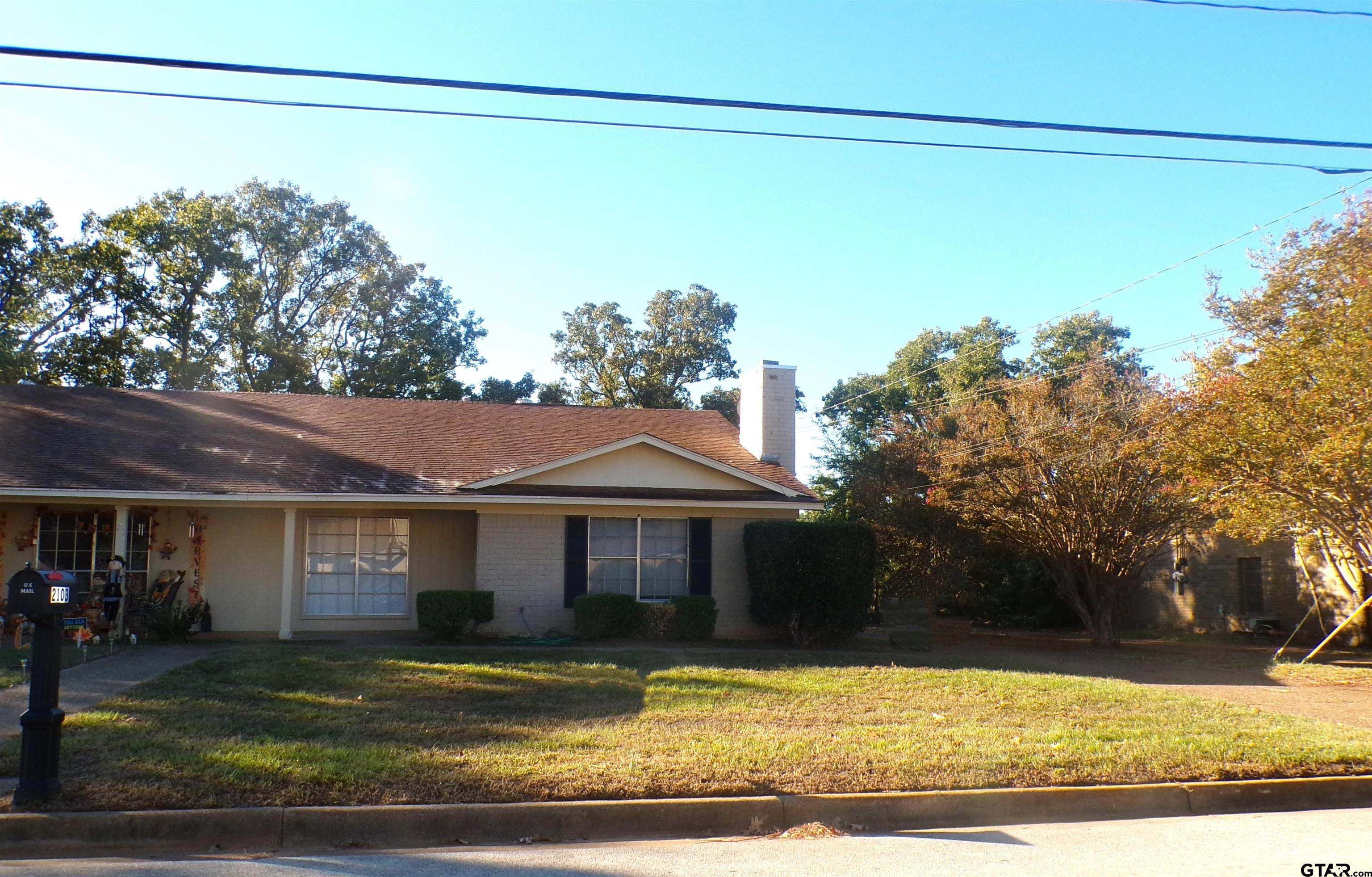 Tyler, TX 75703,2103 Easy St.