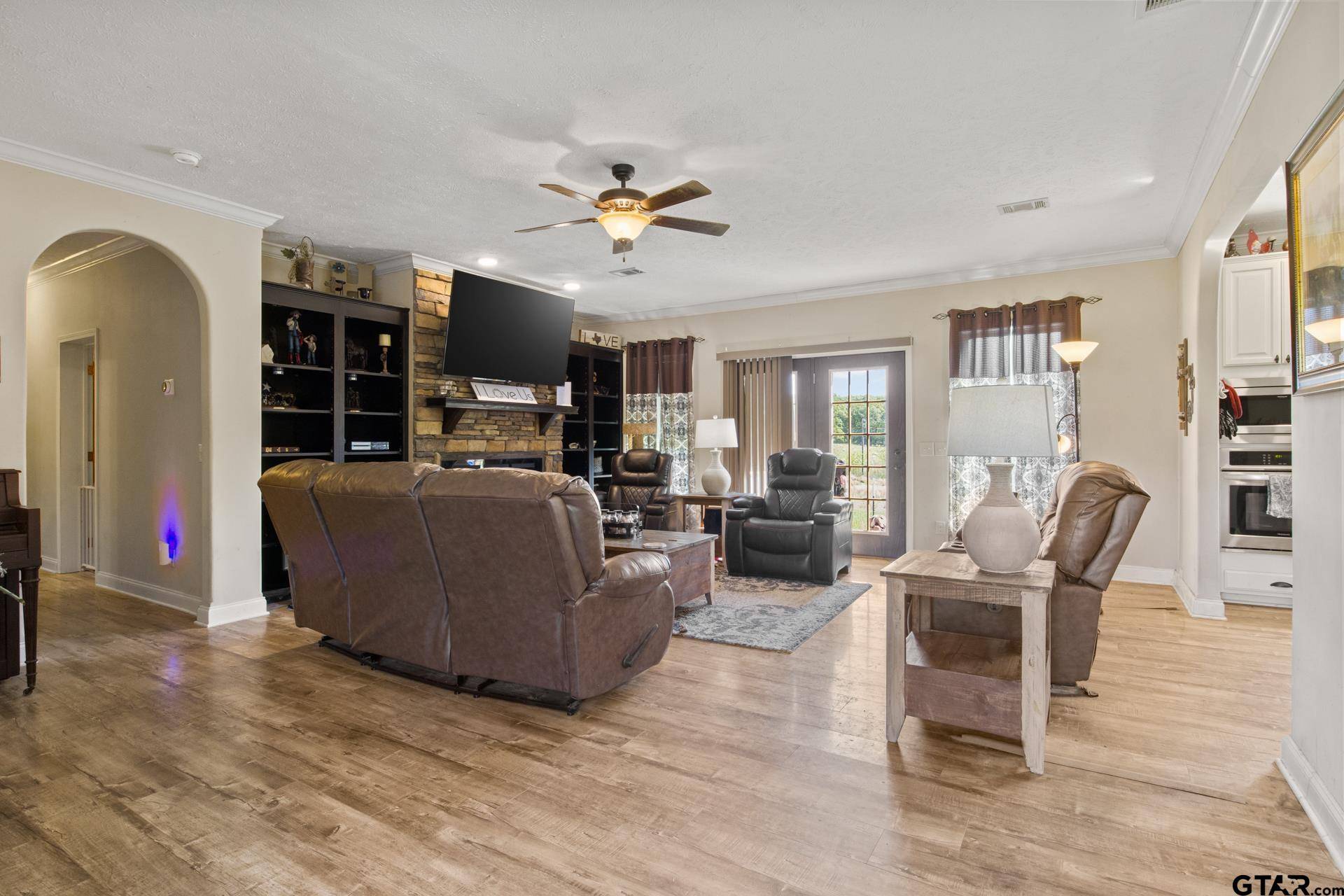 Mt Pleasant, TX 75455,6015 CR 1915